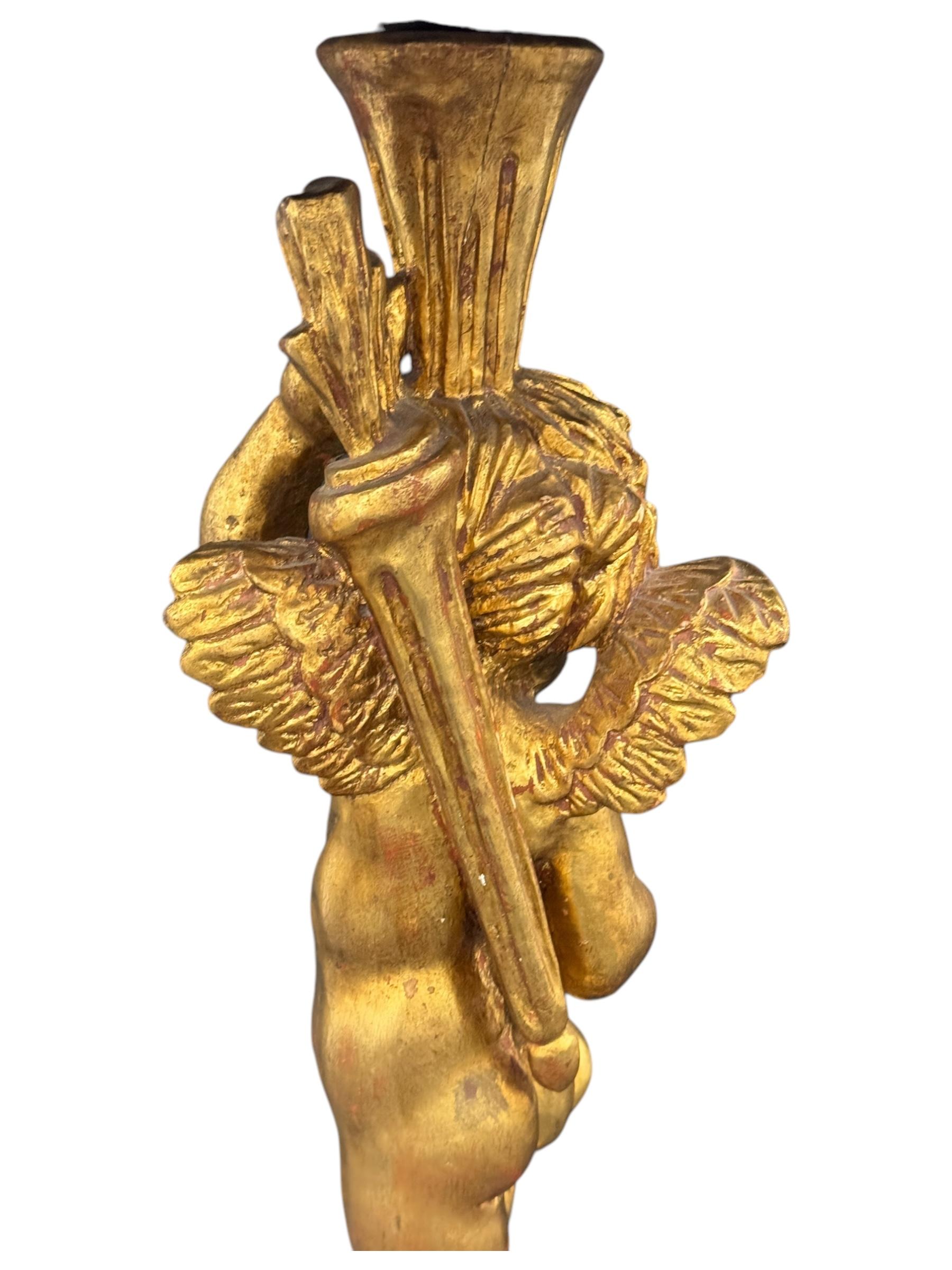 Table d'appoint italienne en bois doré Florentine Pied d'ange chérubin, Toleware Tole en vente 4