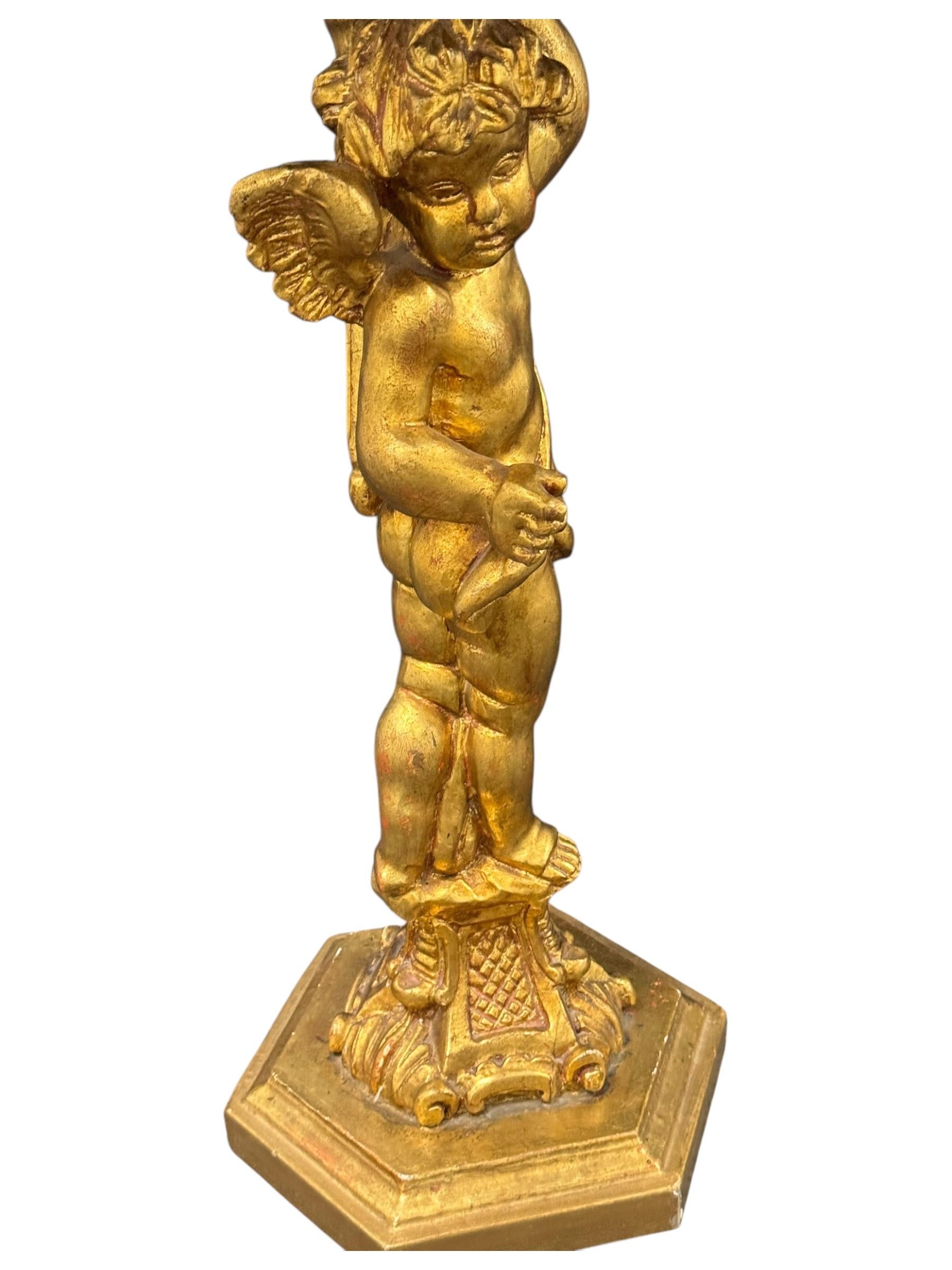 Table d'appoint italienne en bois doré Florentine Pied d'ange chérubin, Toleware Tole Bon état - En vente à Nuernberg, DE