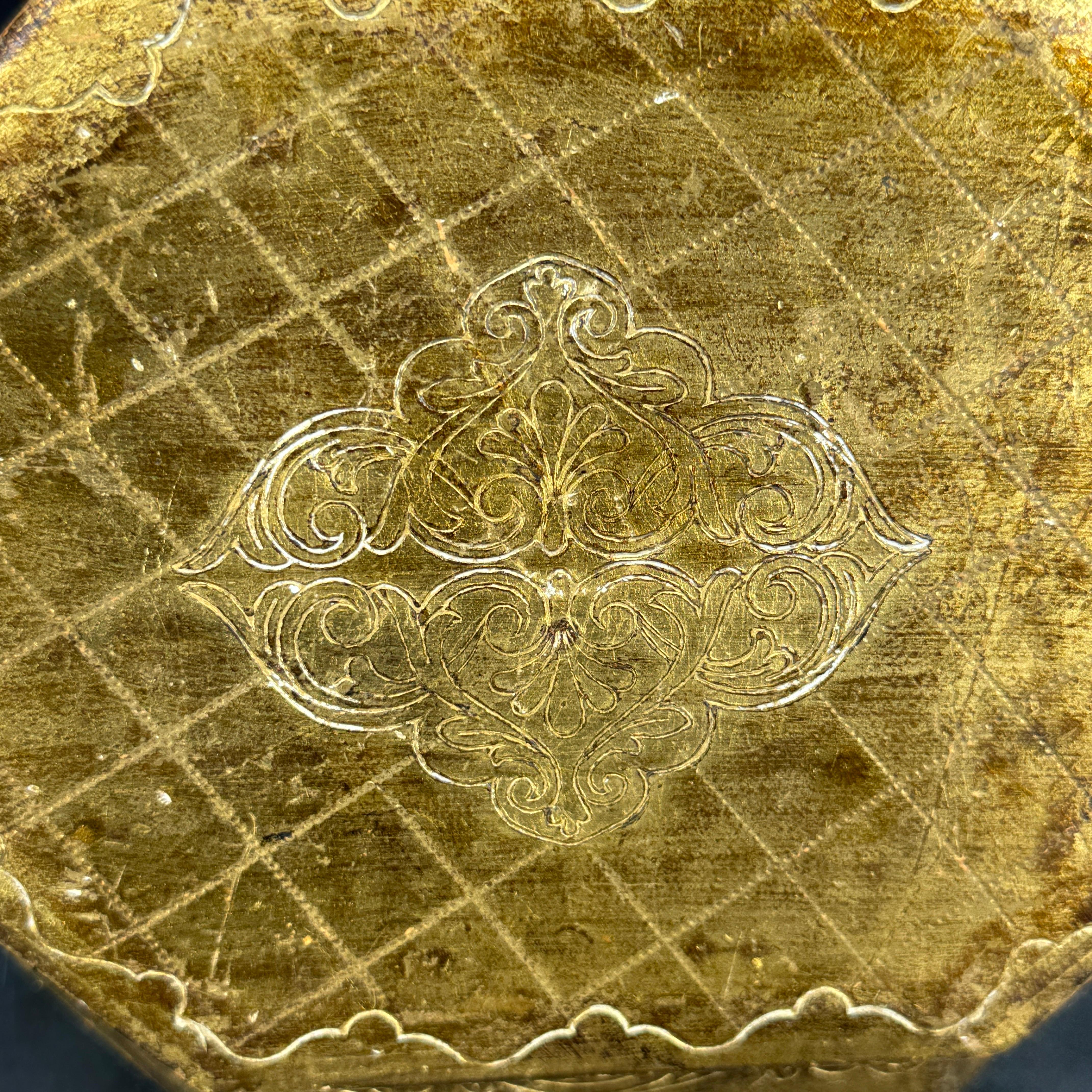 Joyero Florentino Italiano de Madera Dorada con Oro en venta 6