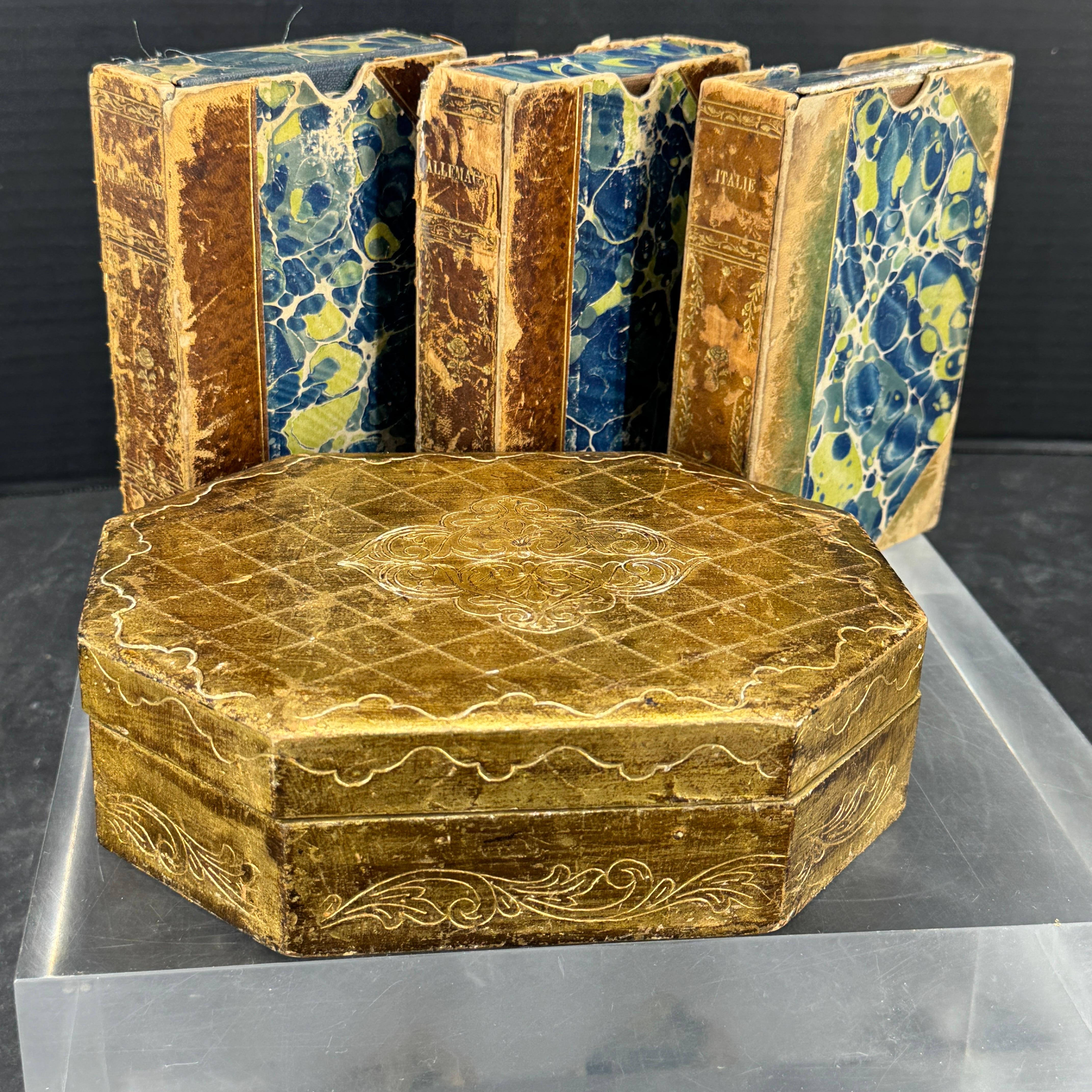 Joyero Florentino Italiano de Madera Dorada con Oro Moderno de mediados de siglo en venta