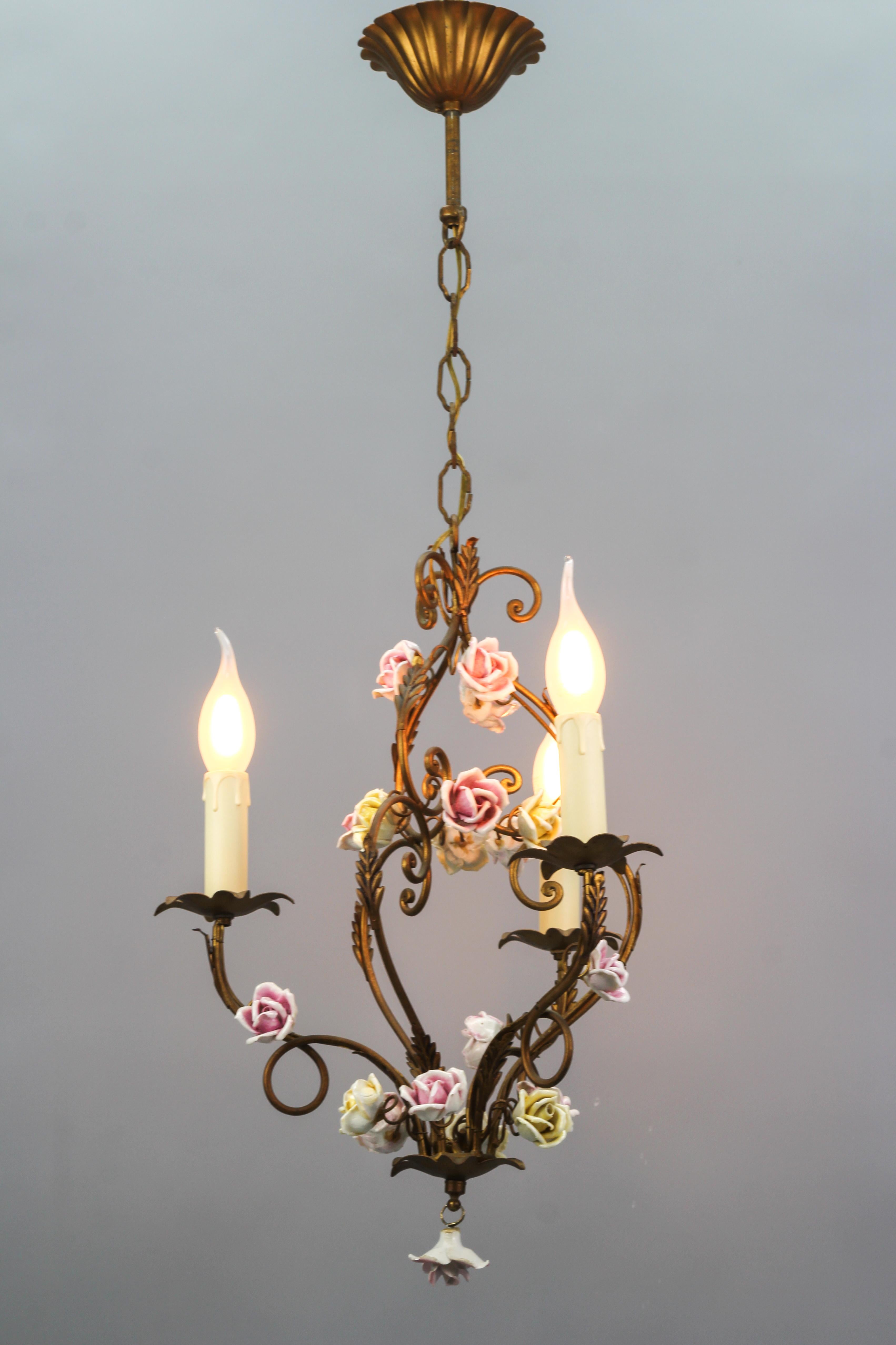 Italian Golden Metal Three-Light Chandelier with Porcelain Roses, ca. 1970s For Sale 7