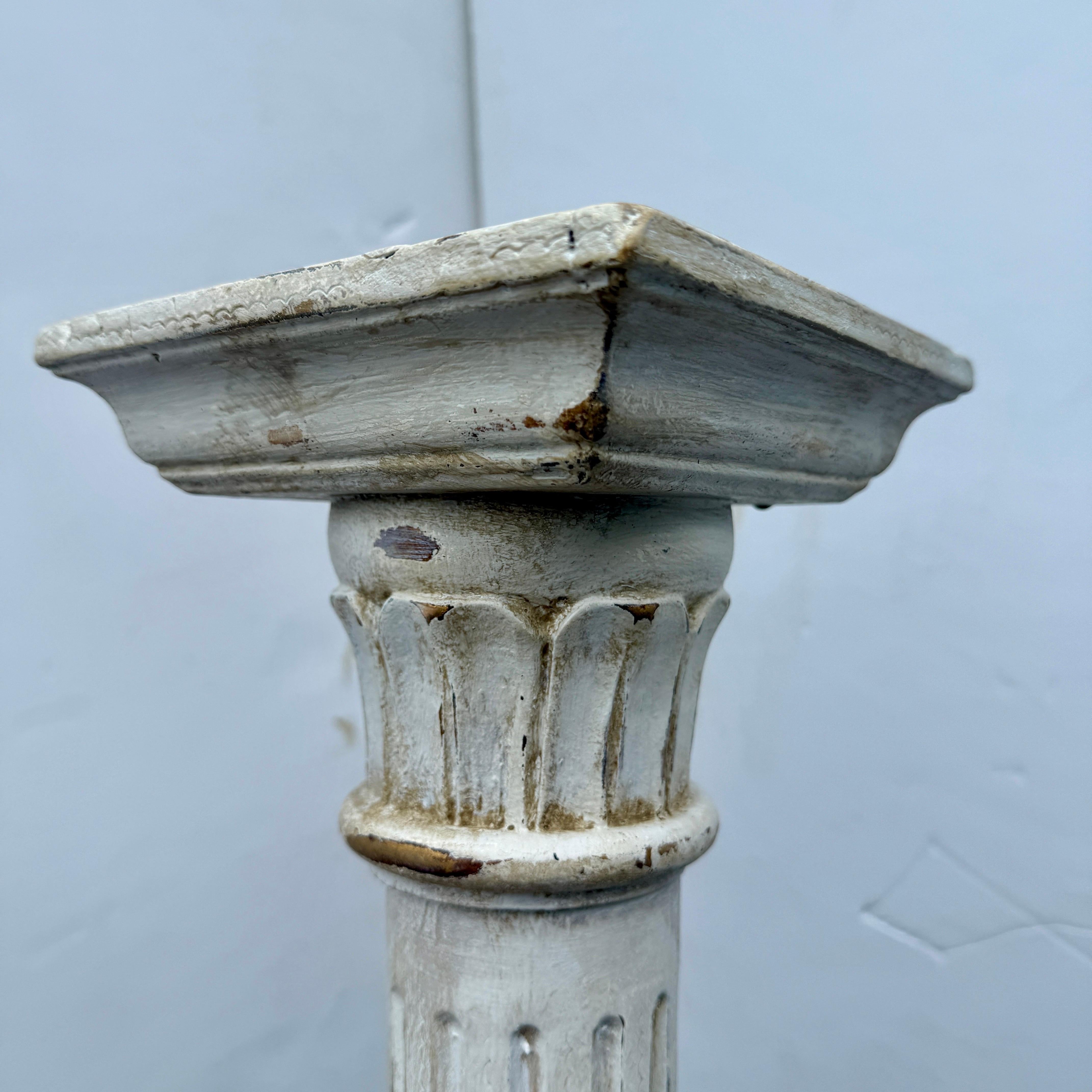 Jardinière à piédestal peinte à la Florentine italienne et à la Gustavienne en vente 1