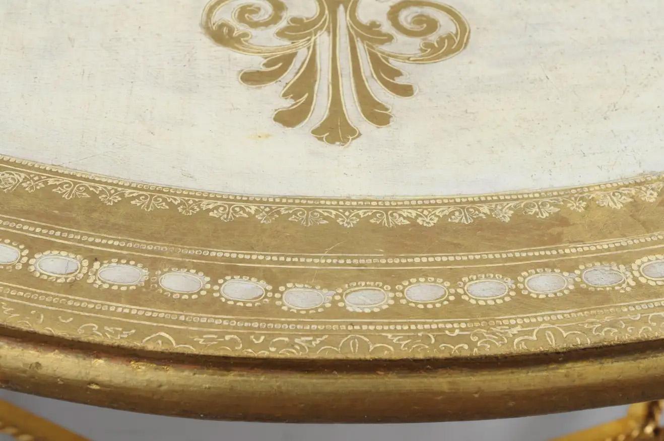 Fer Table basse ronde italienne florentine Hollywood Regency en bois doré et corde de fer en vente