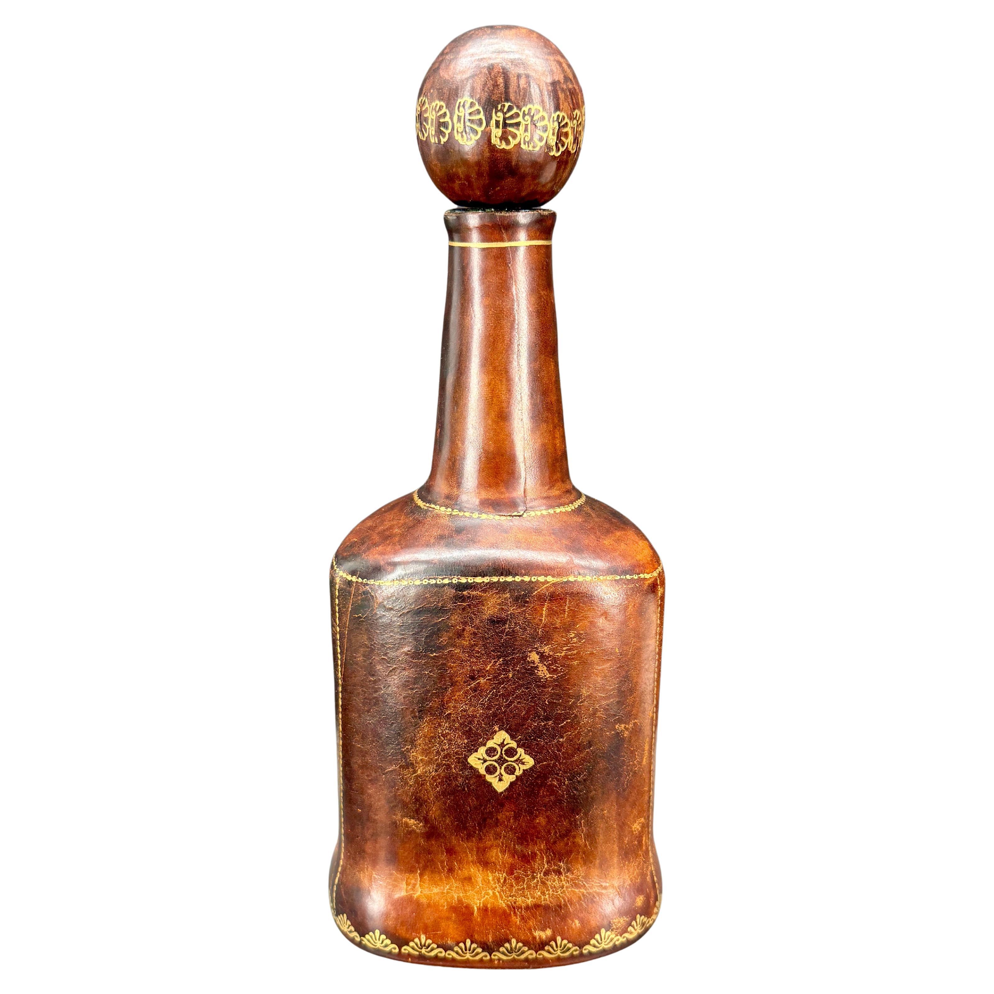 Decanter per liquori in vetro in pelle italiana Florentine, metà del secolo scorso