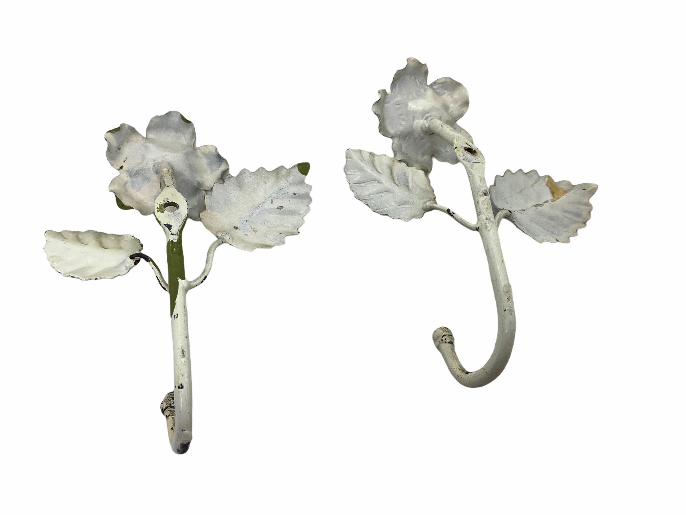 Mid-20th Century Italian Florentine Metal Rose Coat Hook Set Toleware Tole, 1950s For Sale