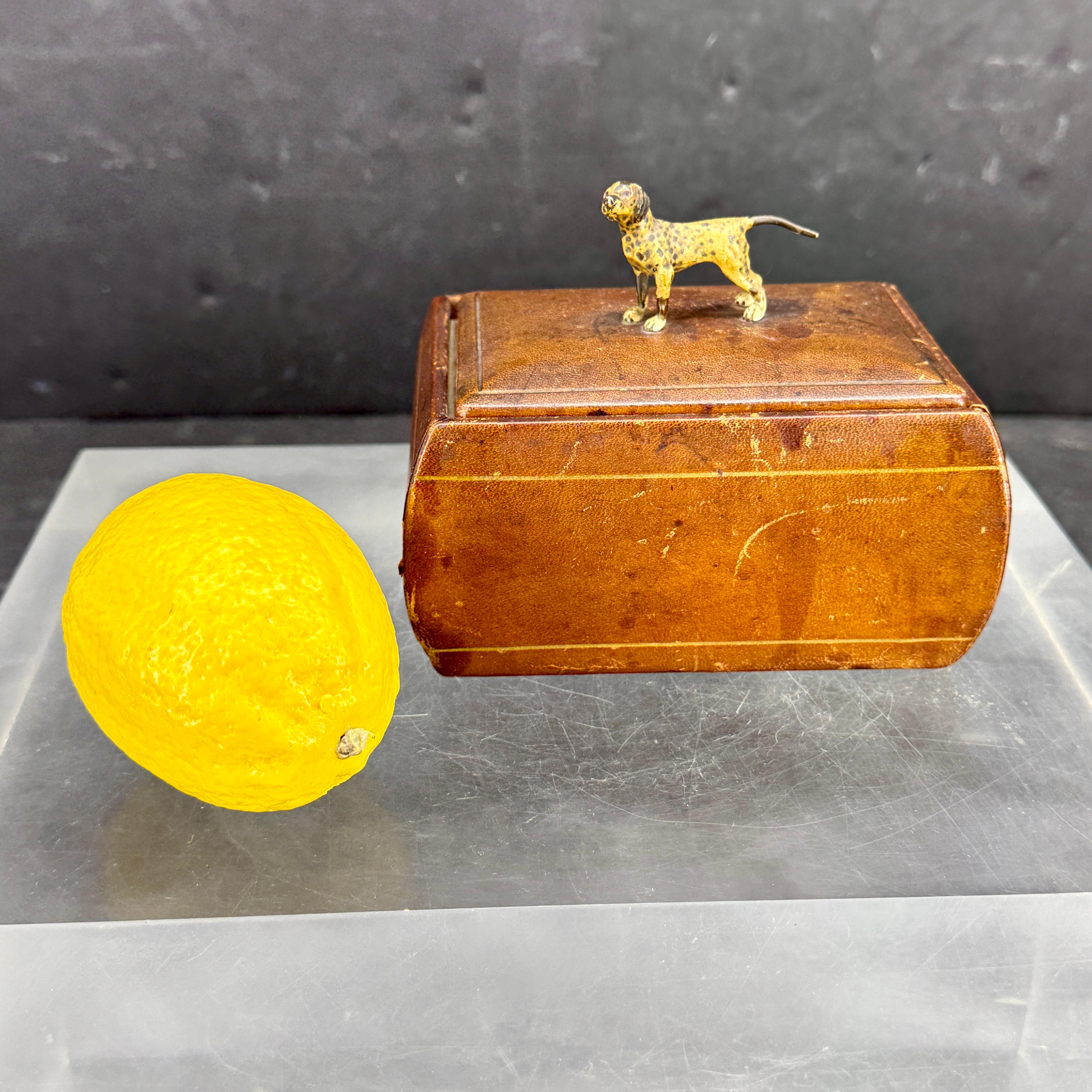 Italian Florentine Mid-Century Leather Box with Dog For Sale 5