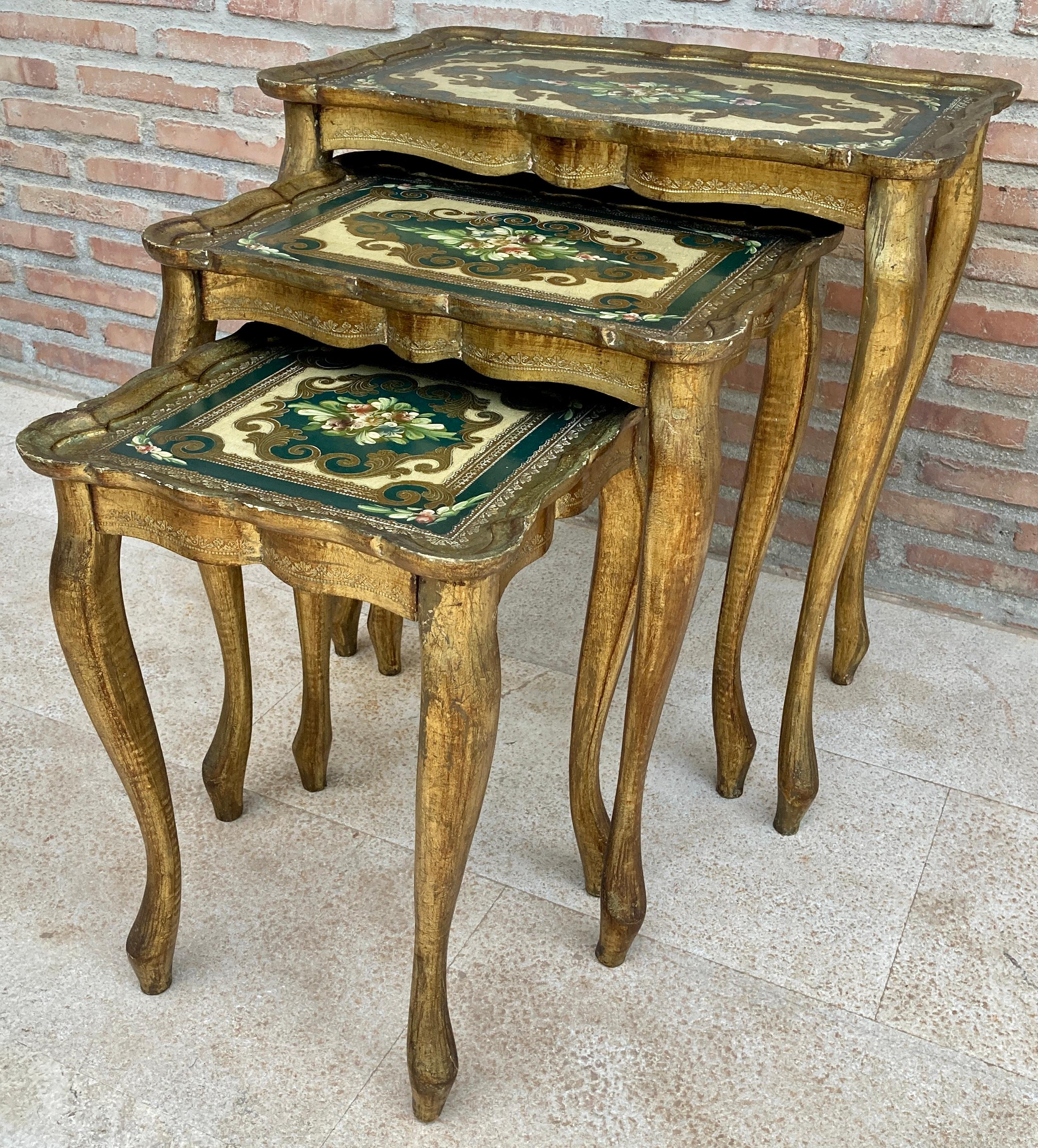 Walnut Italian Florentine Neoclassical Nesting Tables in Giltwood, 1960s, Set of 3 For Sale