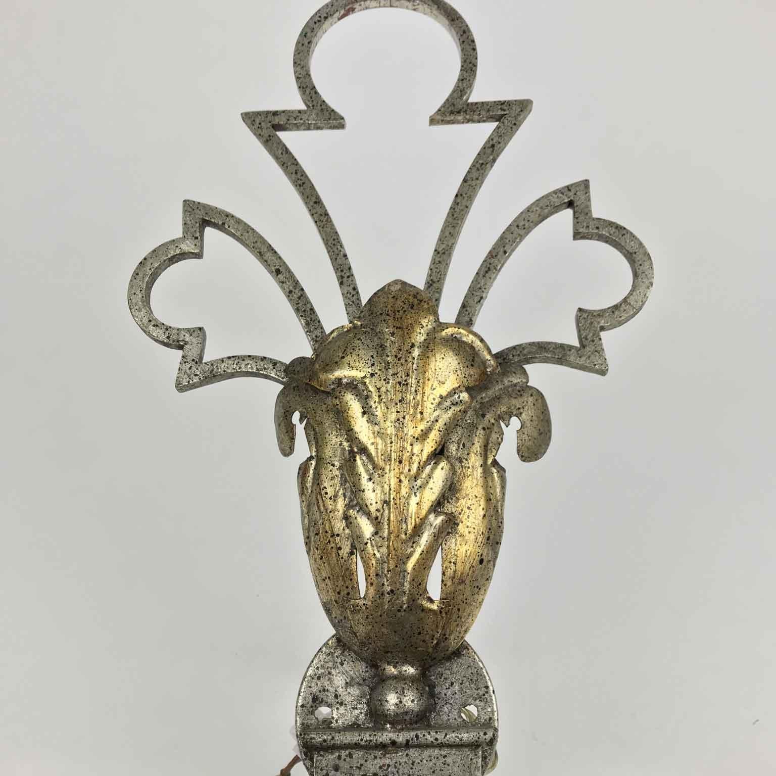 Italian Florentine Pair of Iron Sconces by Banci Firenze 1980 Renaissance Style In Good Condition For Sale In Milan, IT