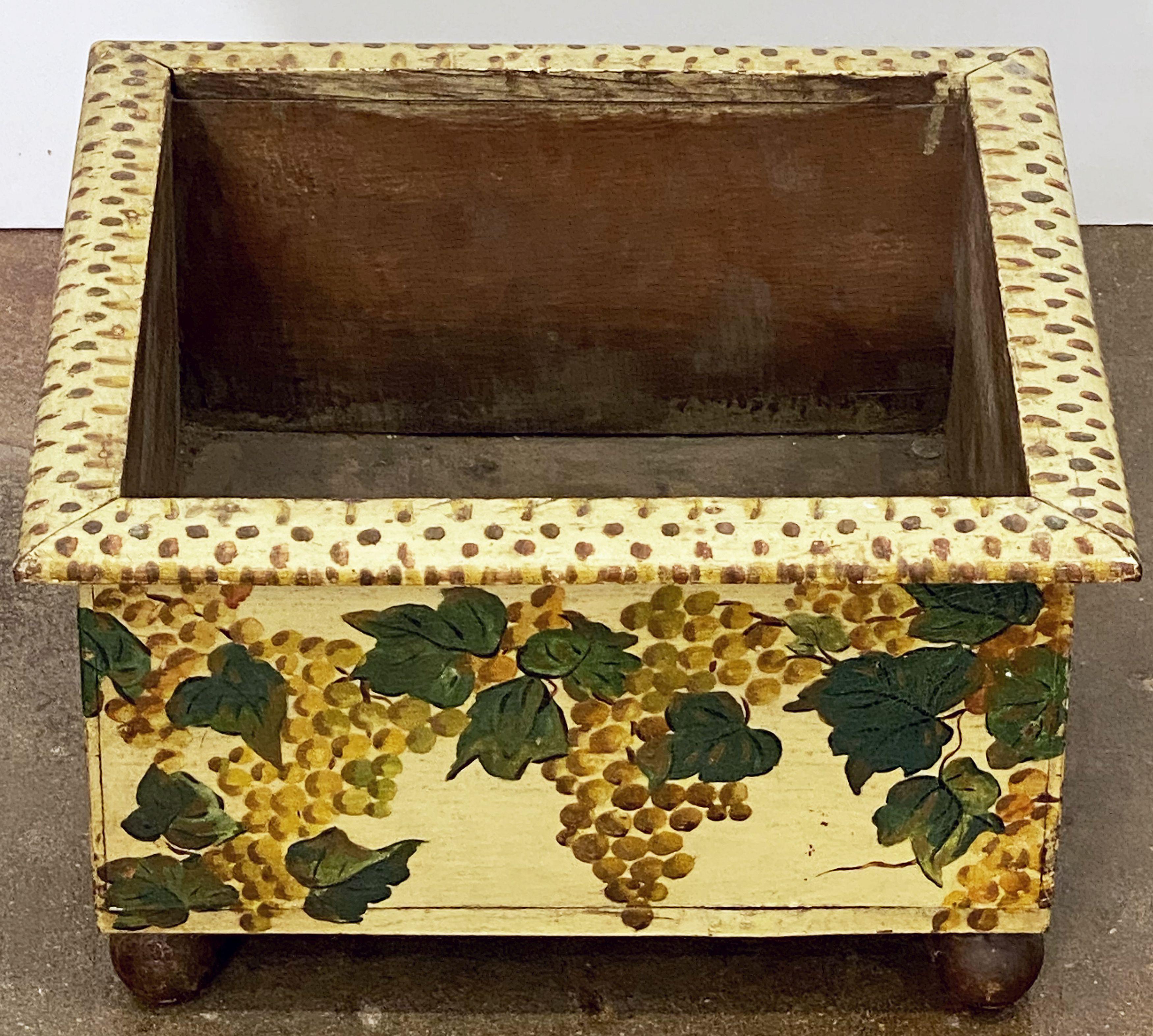 Italian Flower Box or Planter of Painted Wood from the 19th C For Sale 8