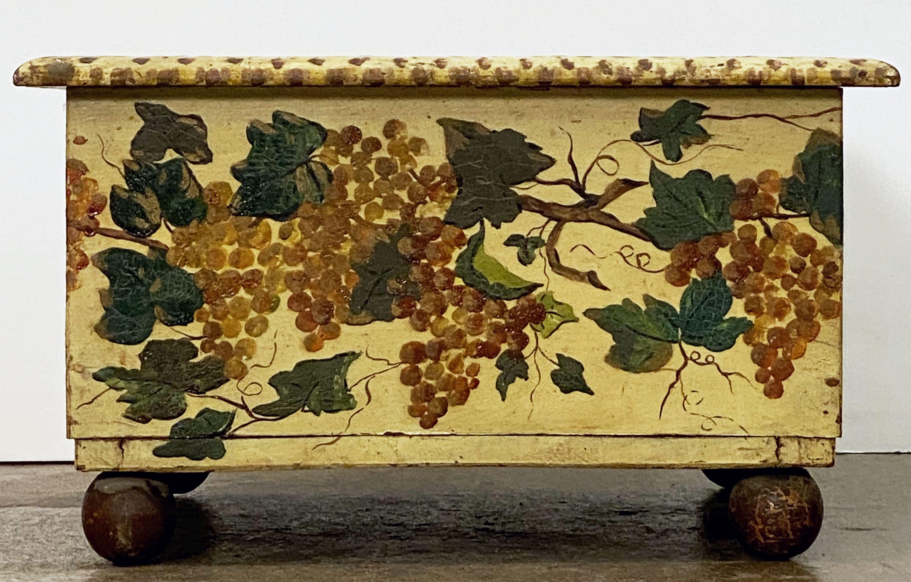 Italienische Blumenbox oder Pflanzgefäß aus bemaltem Holz aus dem 19. Jahrhundert im Angebot 5