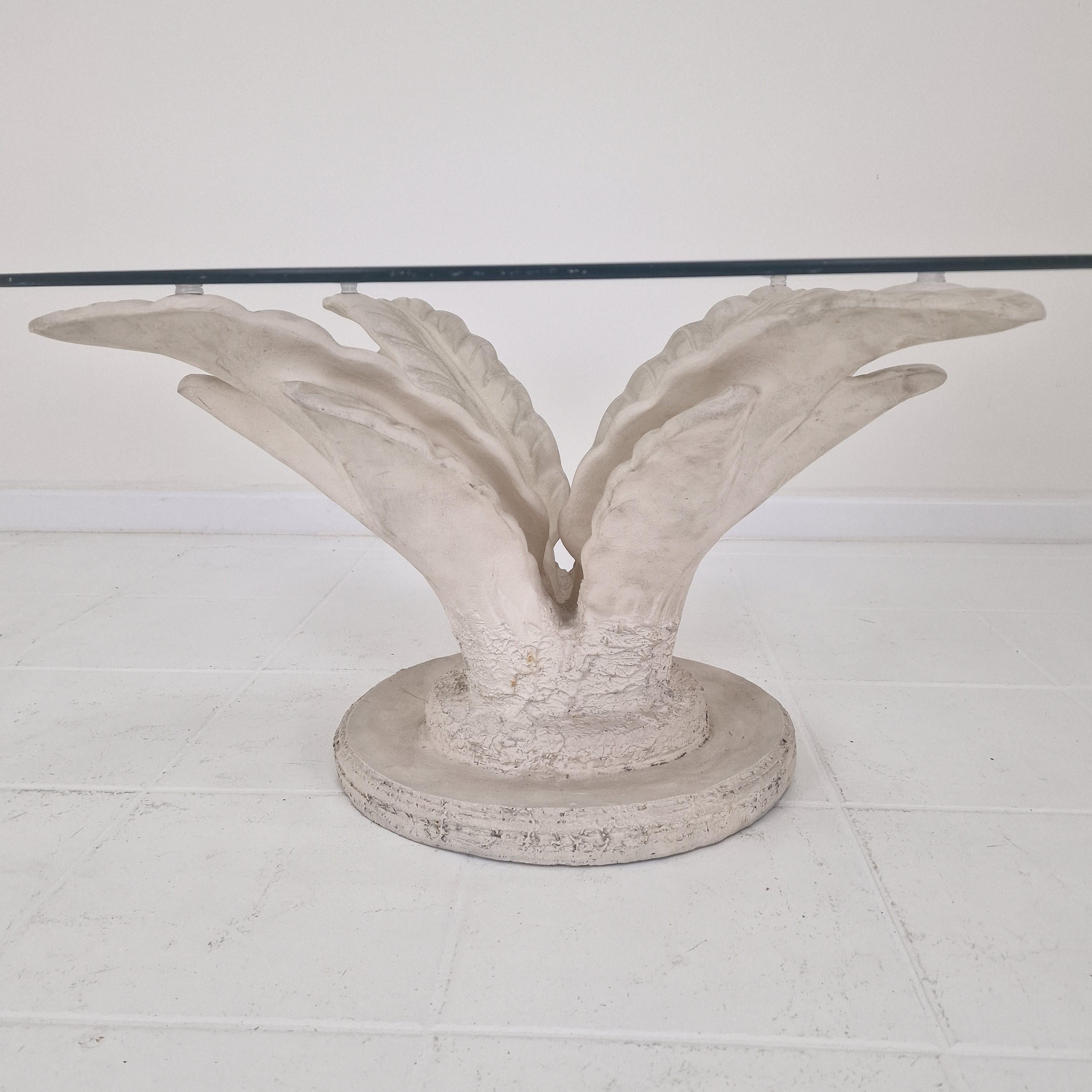 Table basse italienne Flowerer en plâtre avec plaque ronde taillée en facettes, 1970 en vente 4