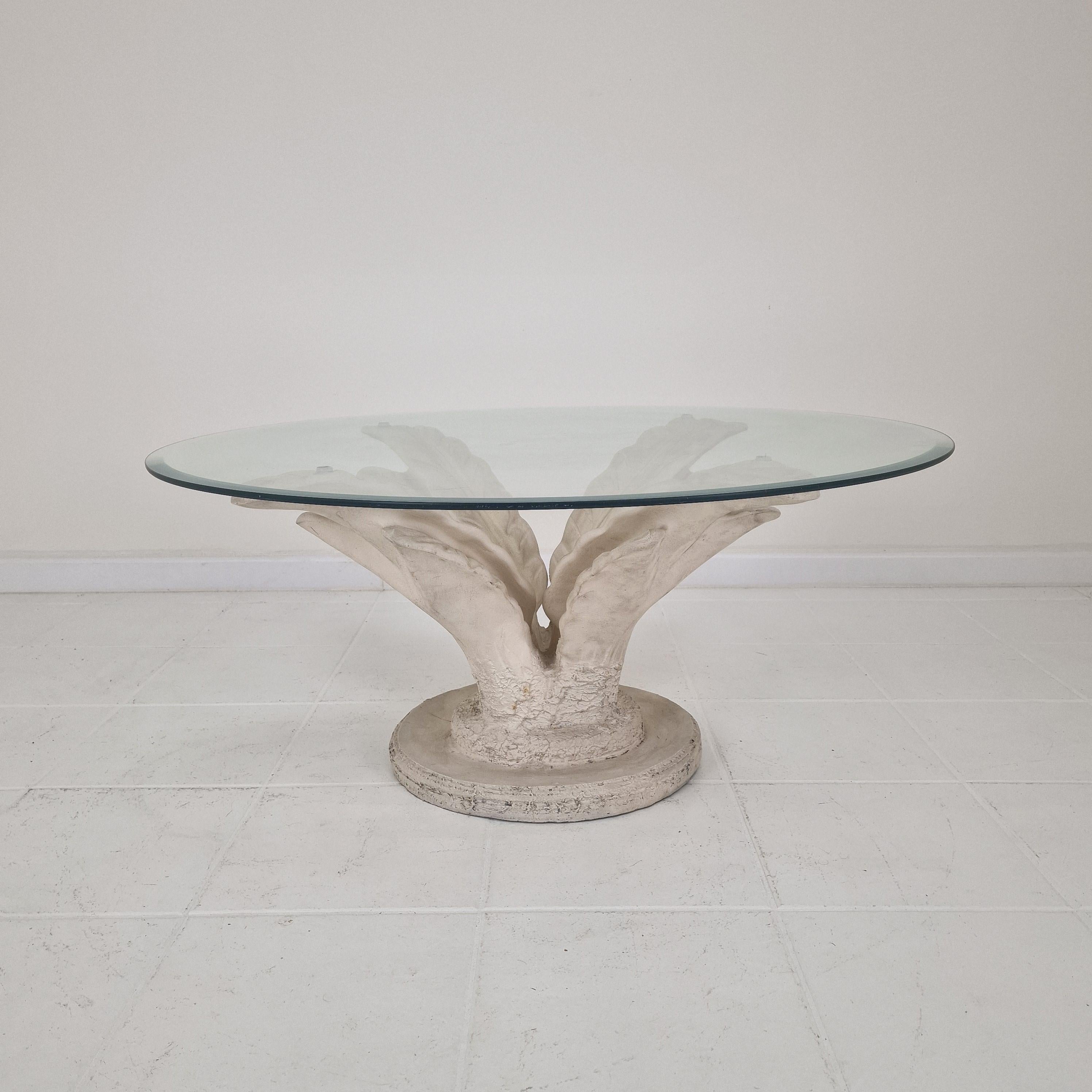 Fait main Table basse italienne Flowerer en plâtre avec plaque ronde taillée en facettes, 1970 en vente