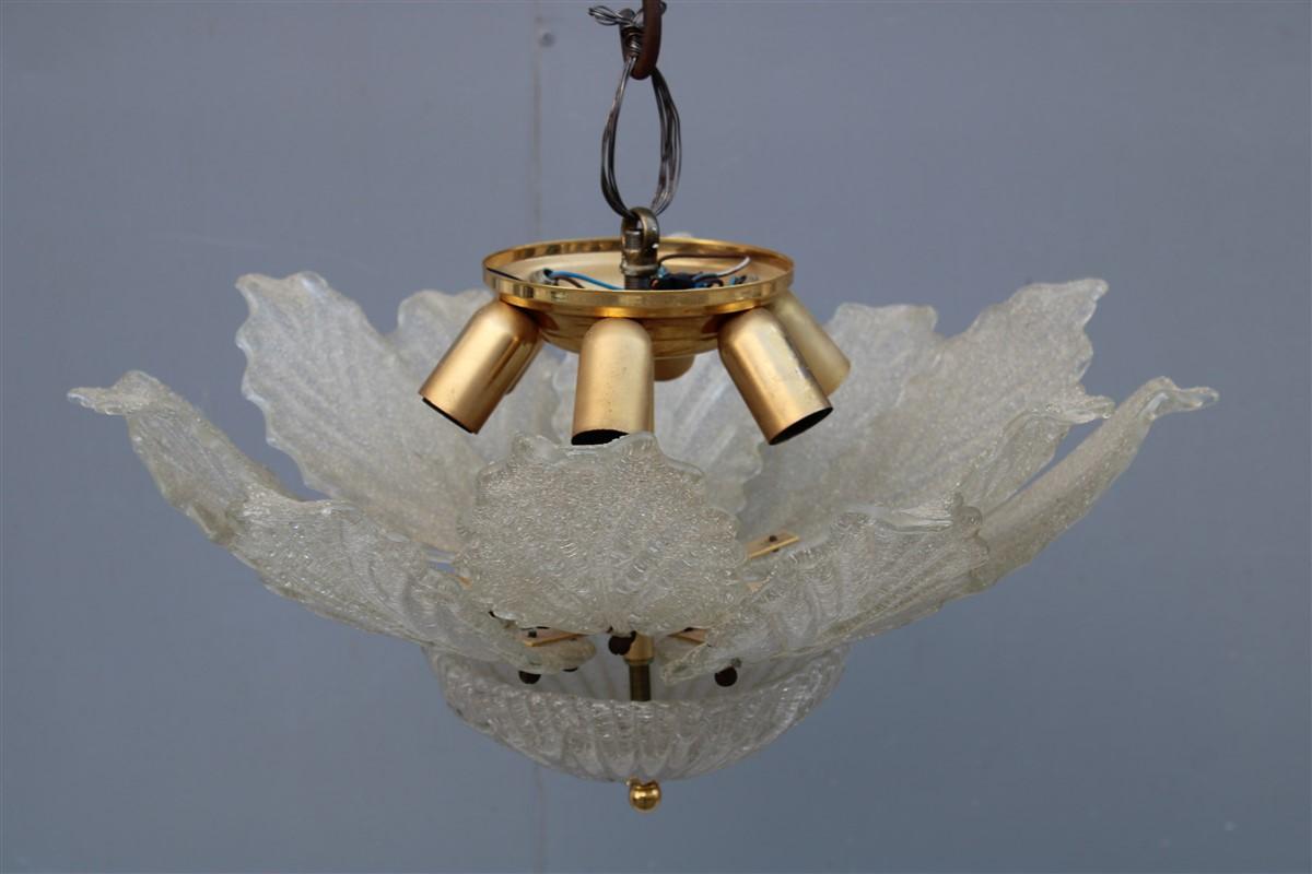 Italian Flower Murano Glass Chandelier Trasparent and Gold, 1970s In Good Condition In Palermo, Sicily
