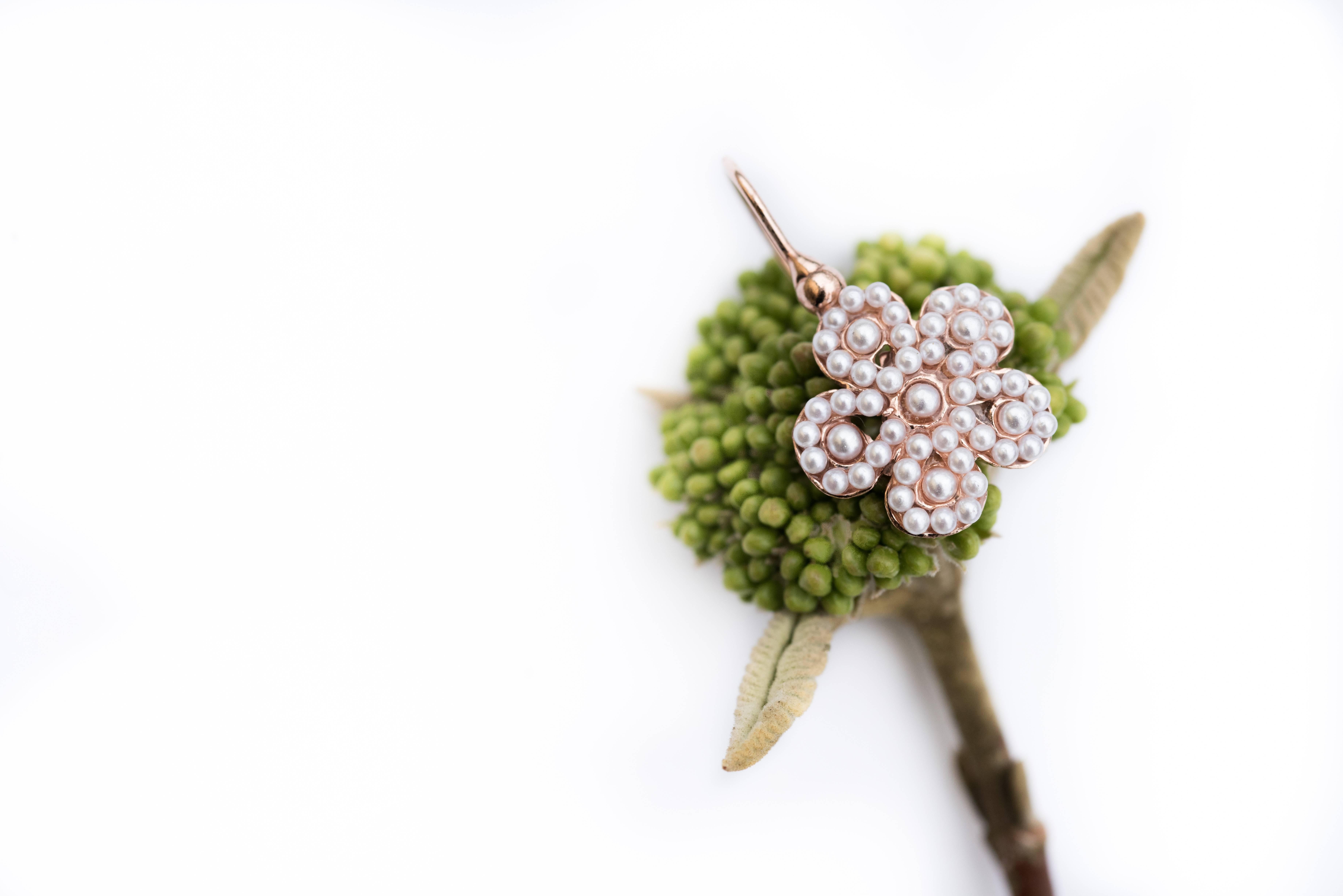 Italian Flower Pearl Vermeil Drop Earrings In New Condition In Poitiers, FR