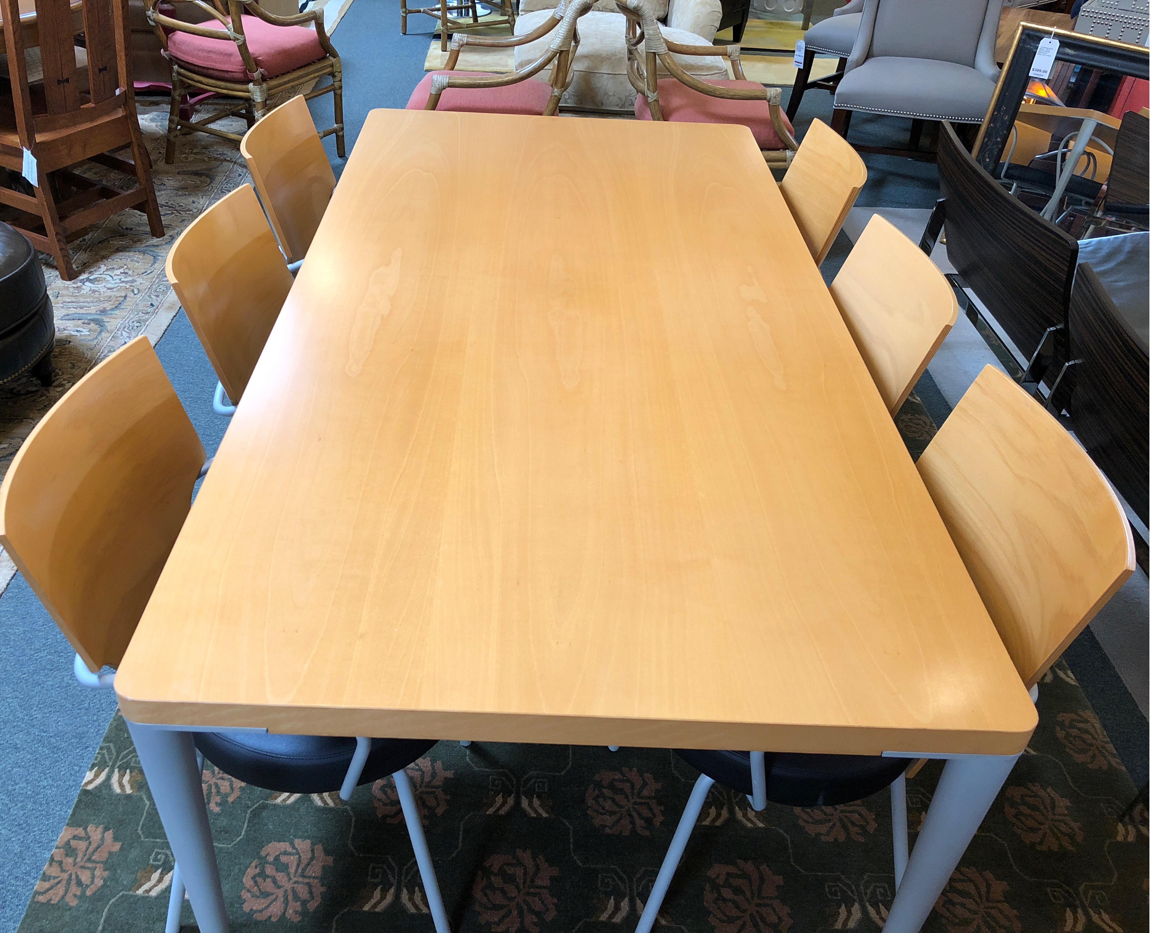 Italian Fly Line Custom Dining Set In Good Condition For Sale In San Francisco, CA
