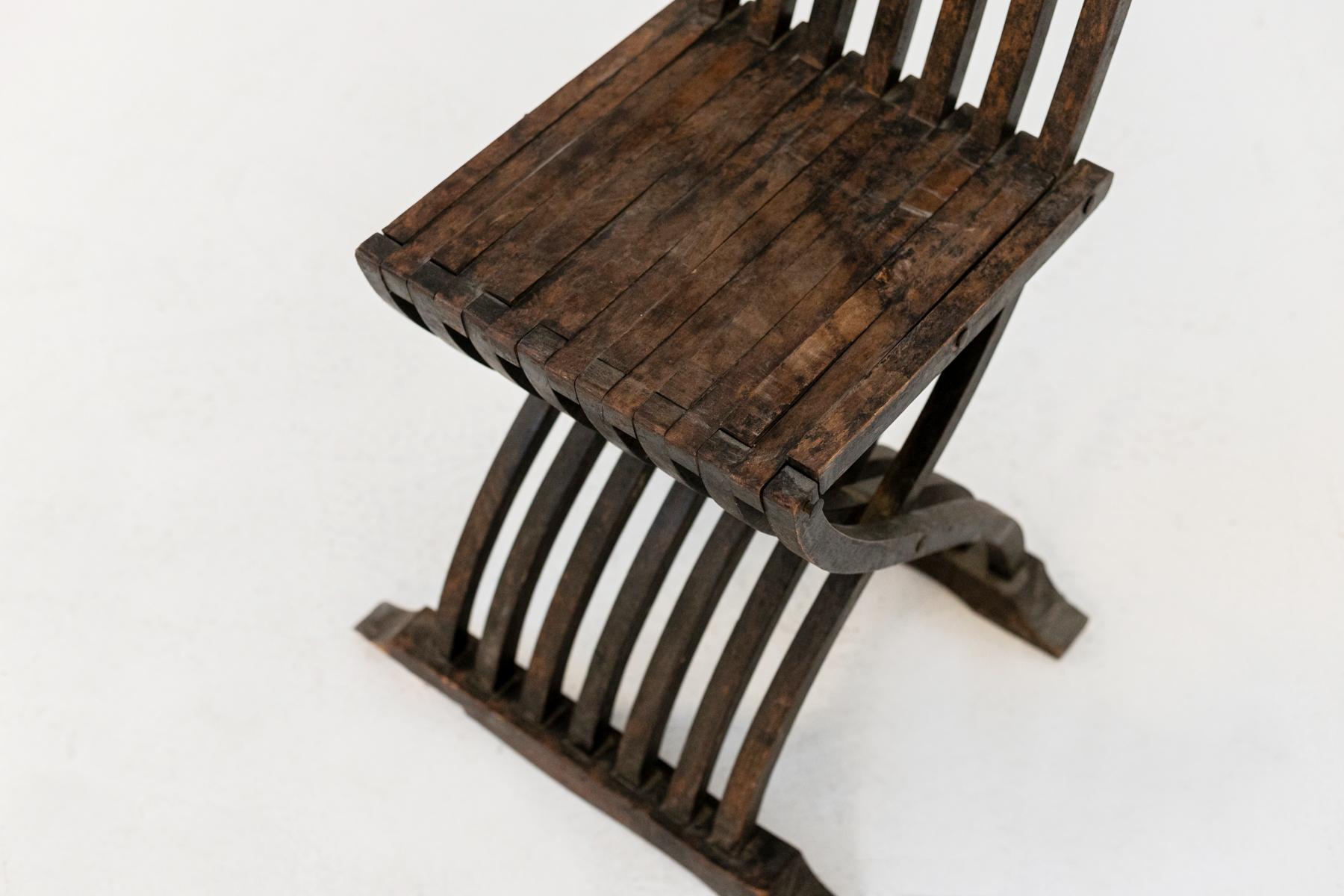 Chaise pliable italienne en bois incrusté en vente 5