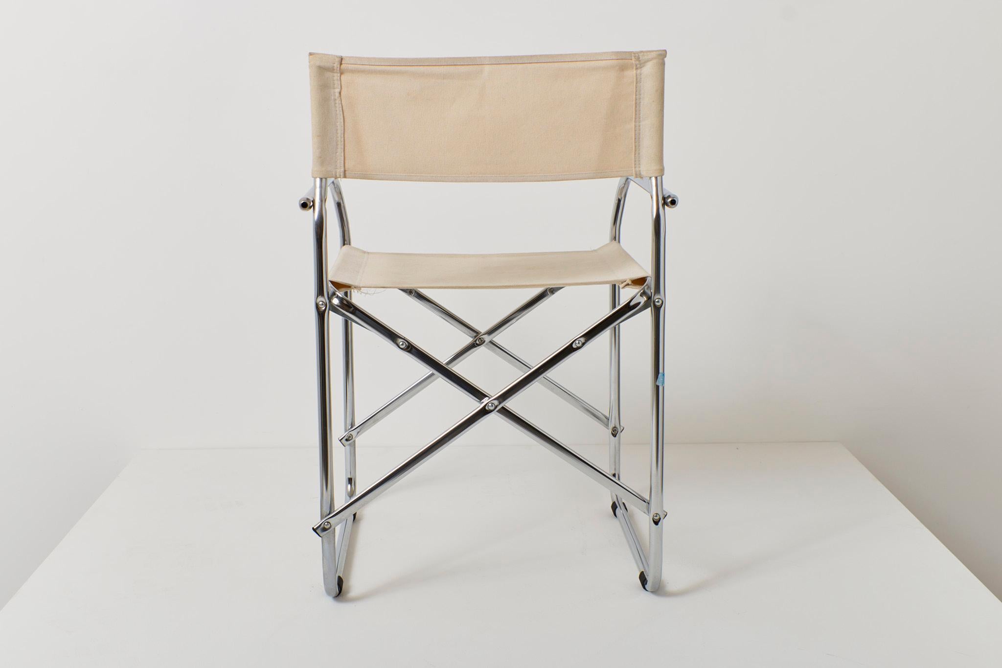 Italian Folding Chair In Good Condition For Sale In London, GB