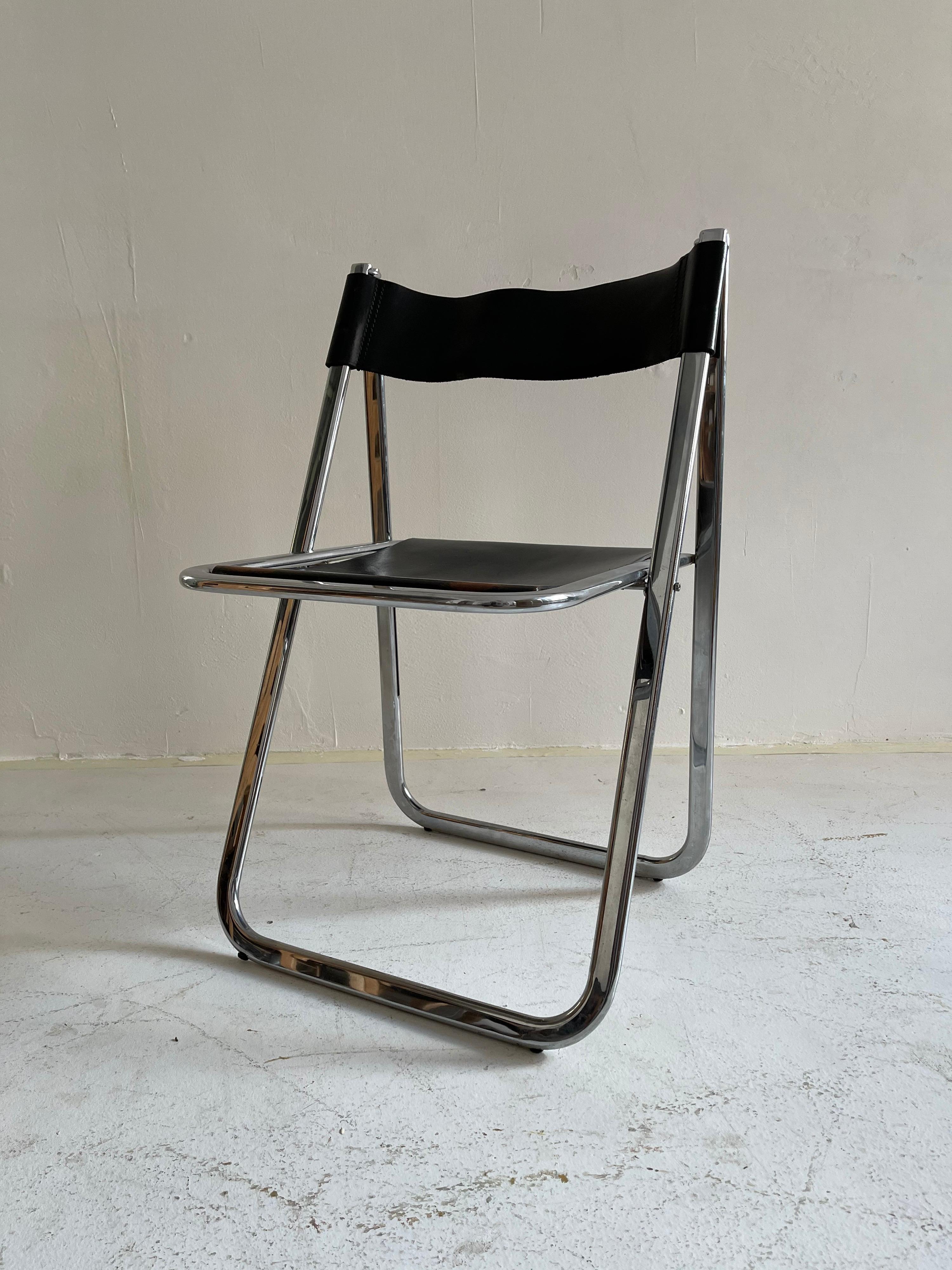 Italian Folding Chrome Chair, Italy, 1970s For Sale 2