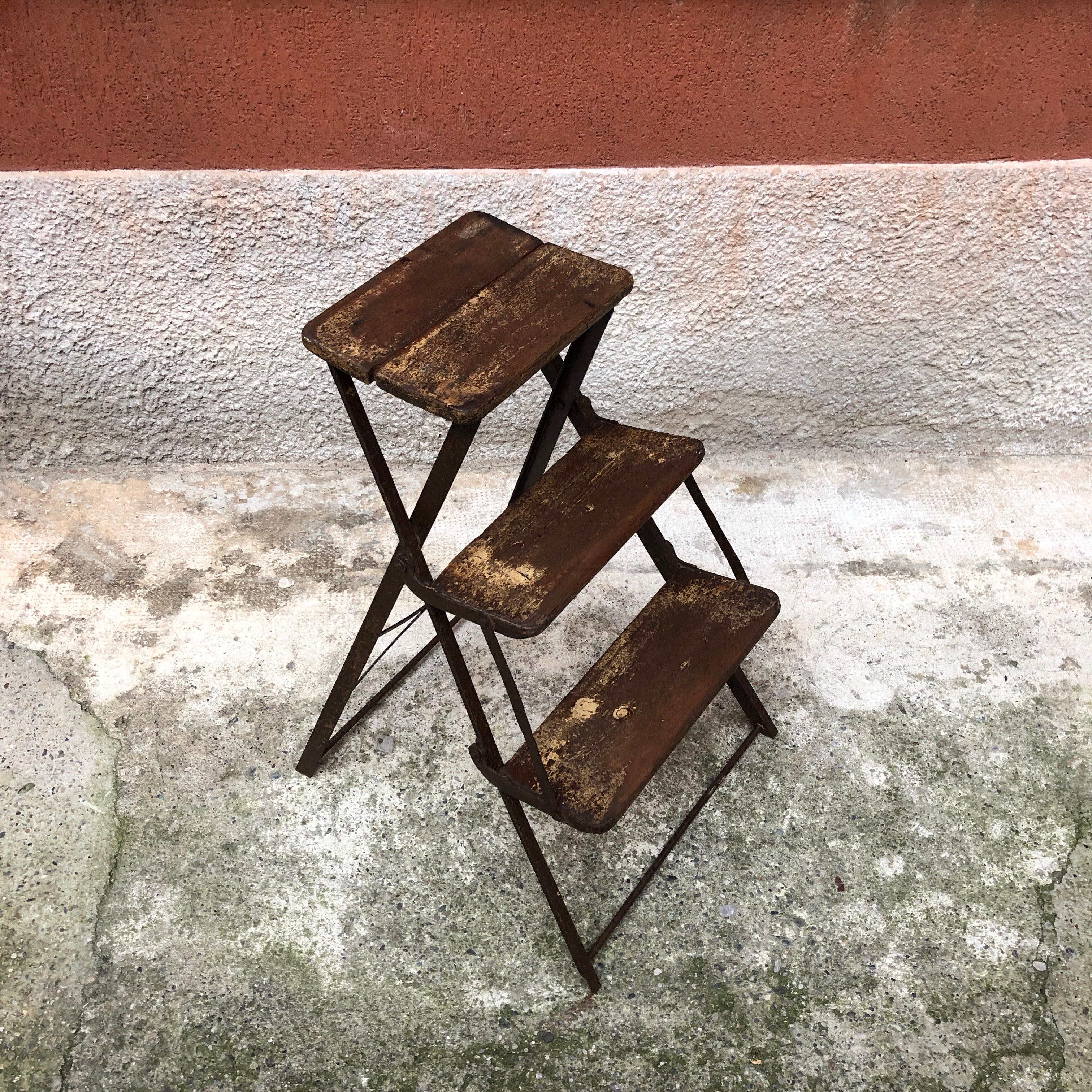 Country Italian Folding Iron and Wood Ladder, Early 1900s
