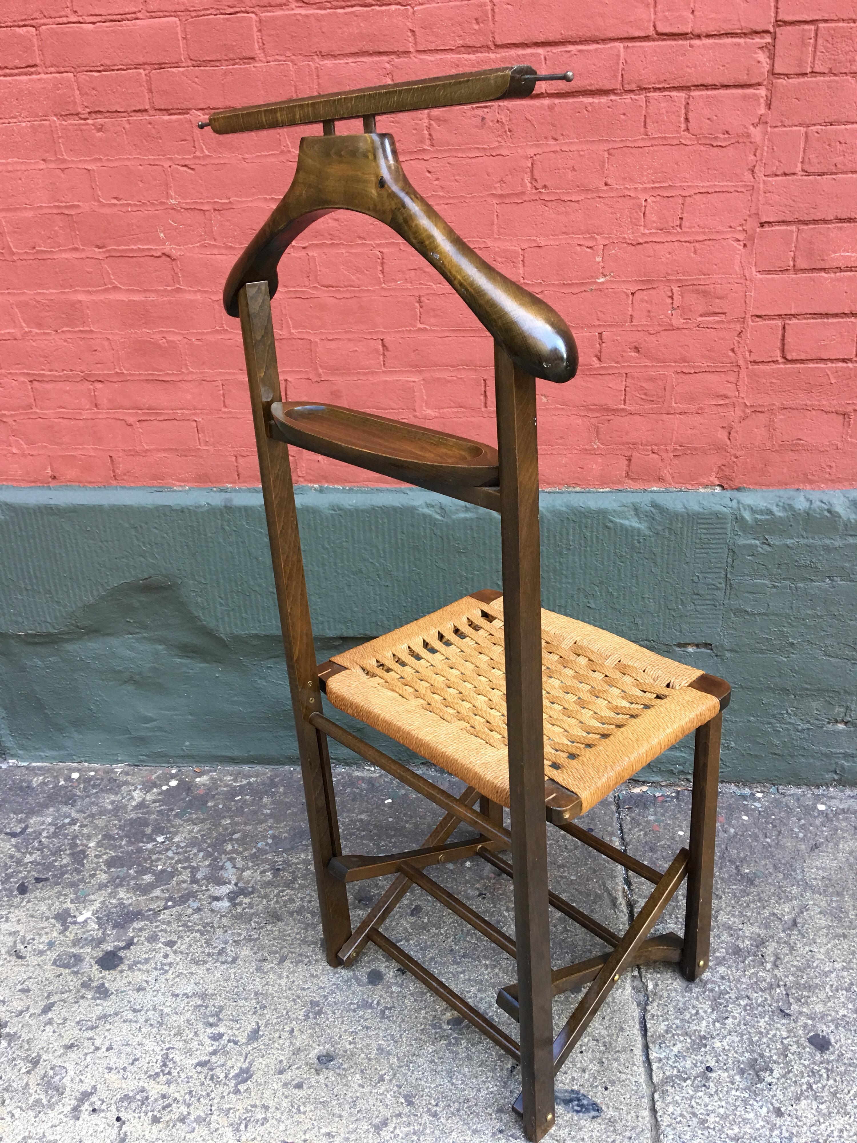 Italian Folding Valet by Fratelli Reguitti In Excellent Condition In Philadelphia, PA