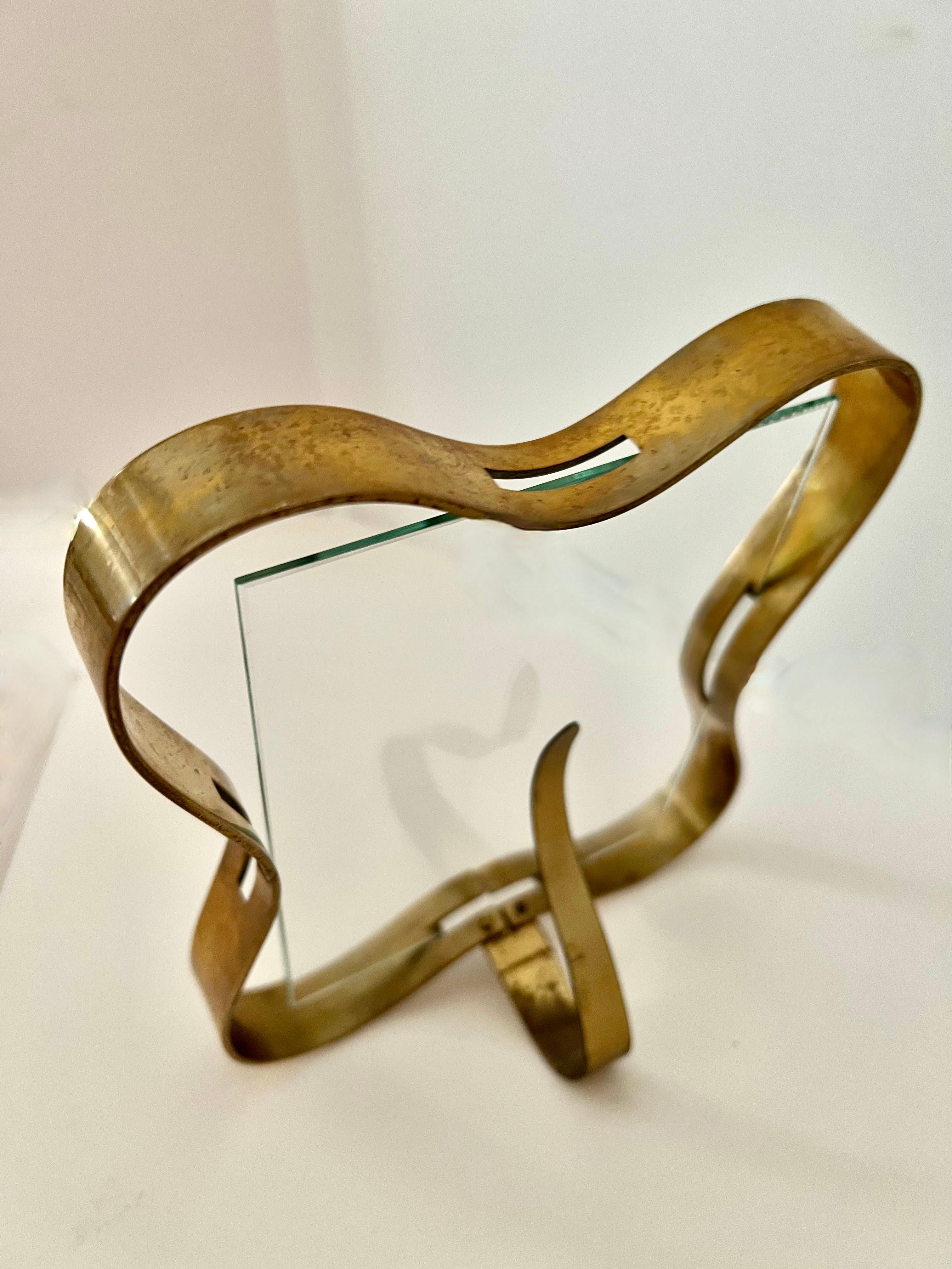Italian Fontana Arte Brass and Glass Picture Frame In Good Condition For Sale In Los Angeles, CA