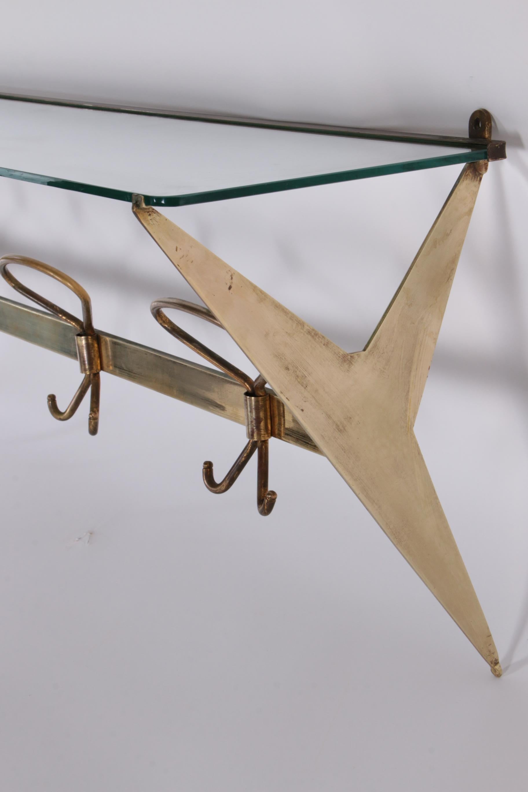 Italian Fontana Arte Coat Rack of Glass and Brass, 1950s In Good Condition For Sale In Oostrum-Venray, NL