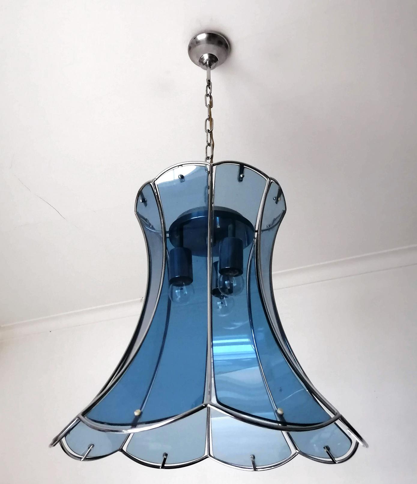 Italian Fontana Arte Mid-Century Modern Smoked Blue Glass Chrome Chandelier 1960 For Sale 2