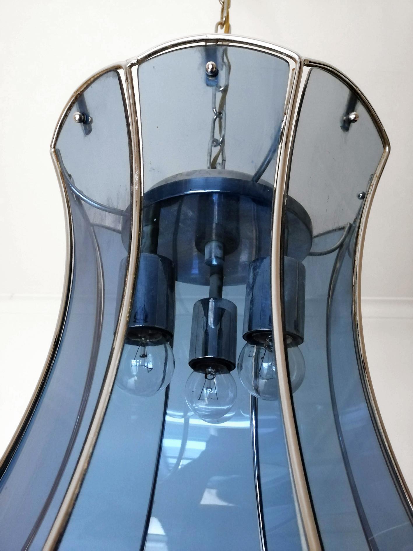 Italian Fontana Arte Mid-Century Modern Smoked Blue Glass Chrome Chandelier 1960 For Sale 3