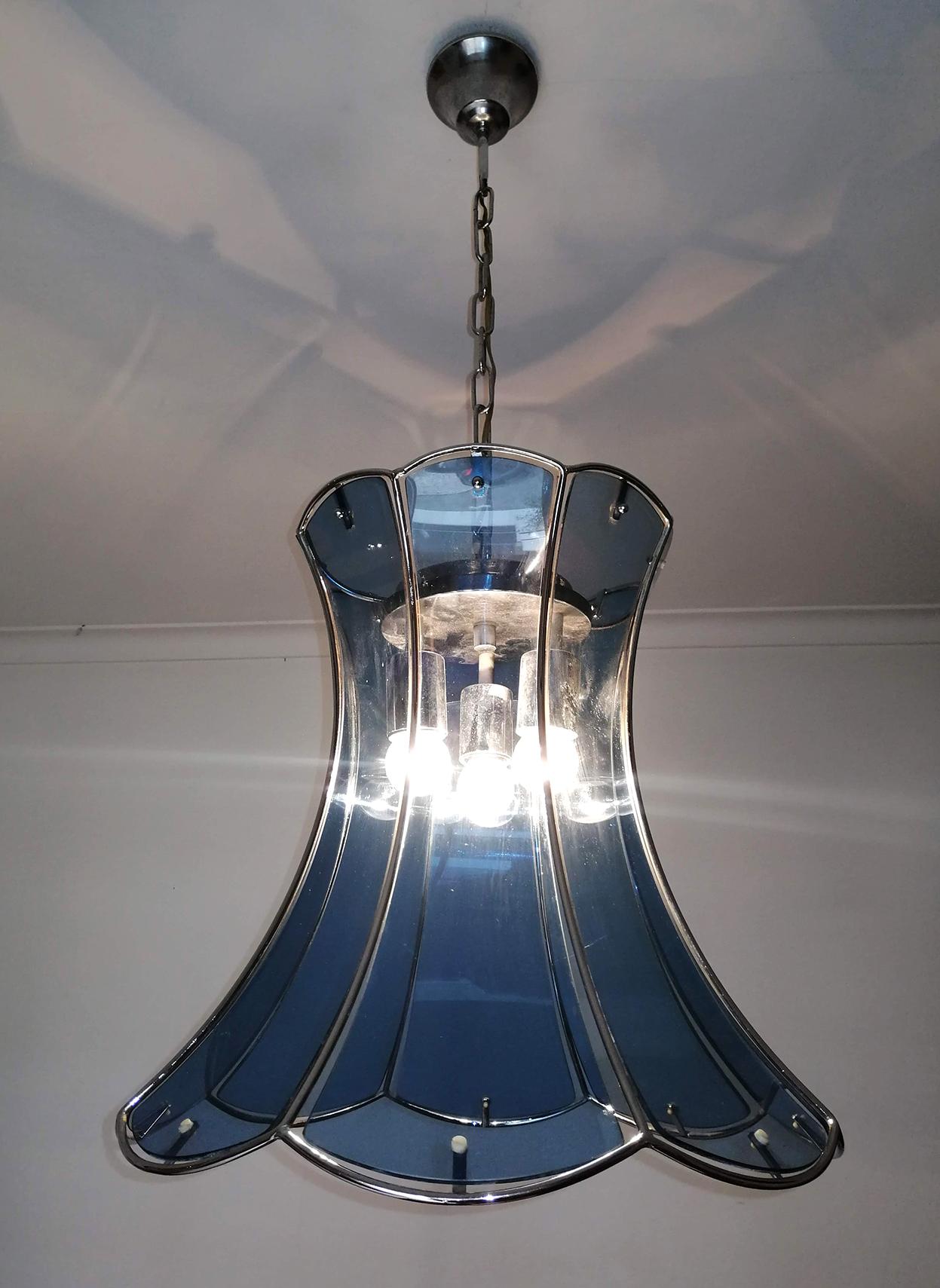 Italian Fontana Arte Mid-Century Modern Smoked Blue Glass Chrome Chandelier 1960 For Sale 4