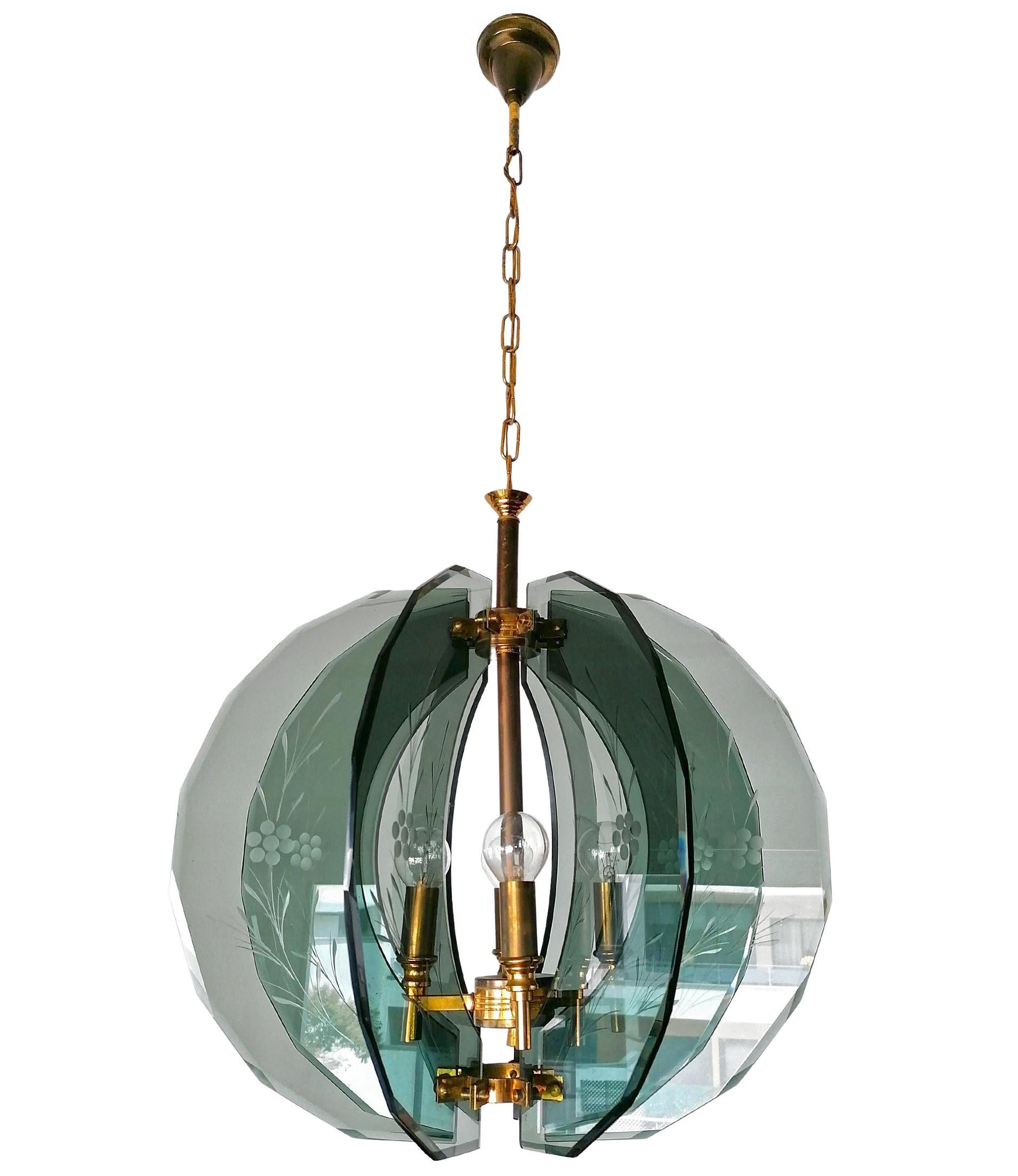 Italian Vintage Gino Paroldo Chandelier with Brass and Smoked Hand Cut Glass, 1950s For Sale