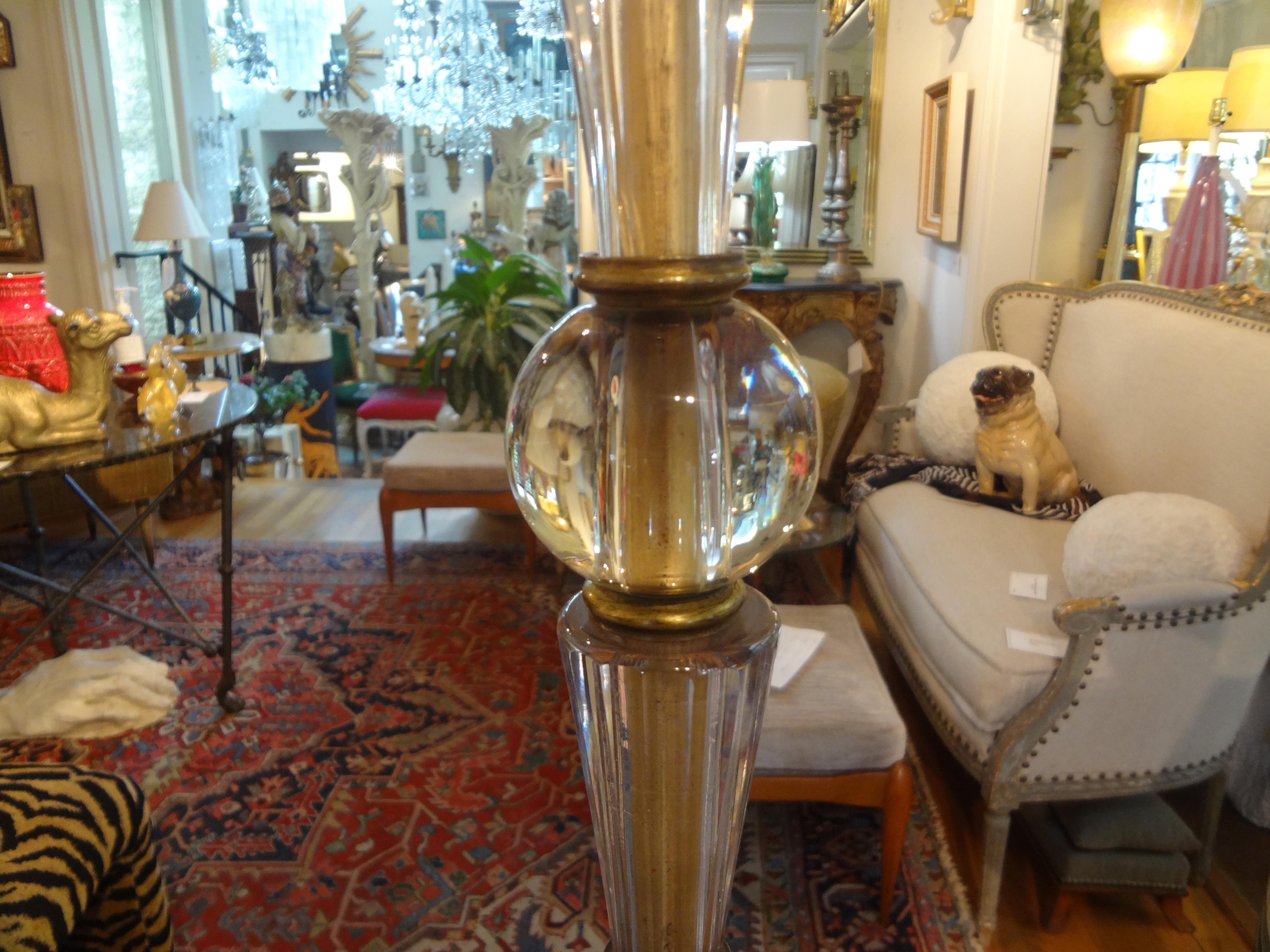 Italian Fontana Arte Style Glass and Bronze Floor Lamp In Good Condition For Sale In Houston, TX