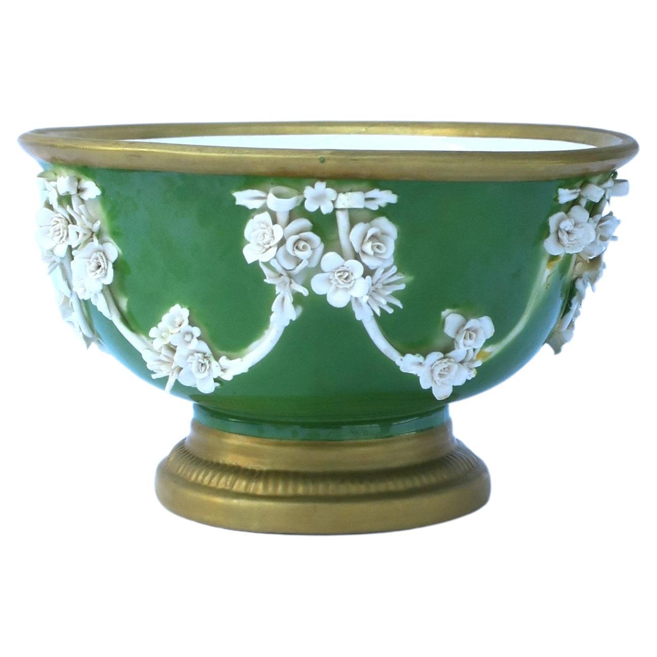 Italian Porcelain Footed Bowl Urn Neoclassical Style by Mottahedeh, 20th Century For Sale