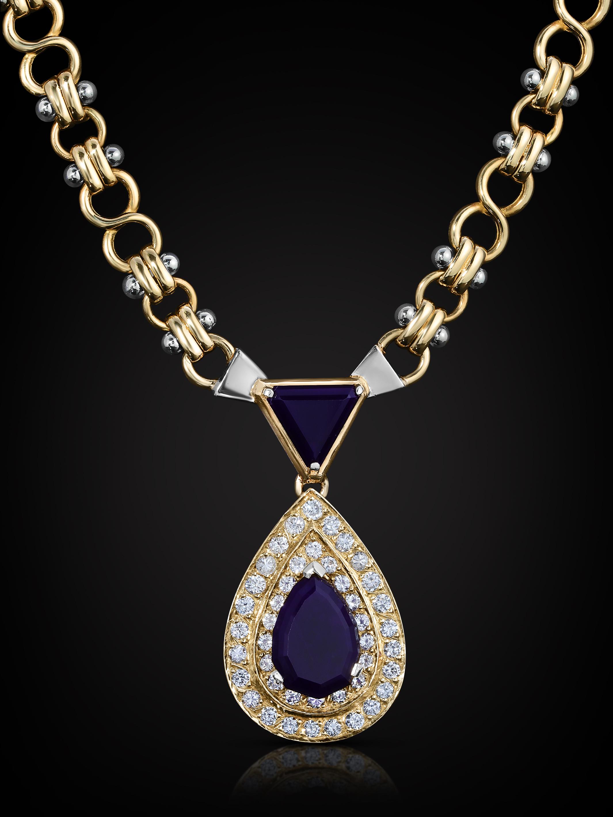 Old Manganoan Gel Faceted Sugilite, dazzeled by 18 K Yellow Gold & Diamonds. The FOPE chain and design add classic elements and modern refinements to the wearer. Illustrious exclusivity is the hallmark of certain designers such as FOPE.

Material –