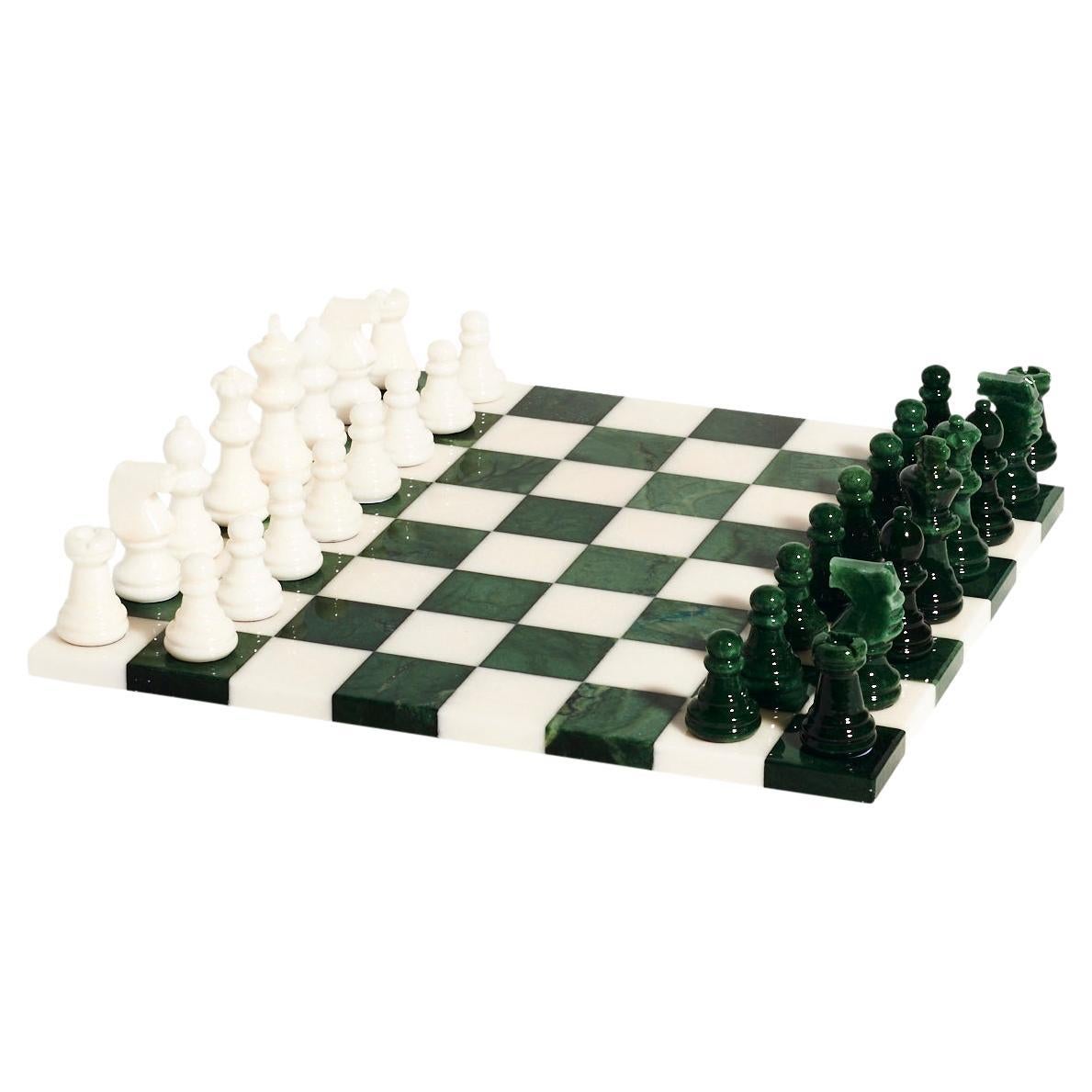 Italian Forest Green/White Large Alabaster Marble Chess Set For Sale