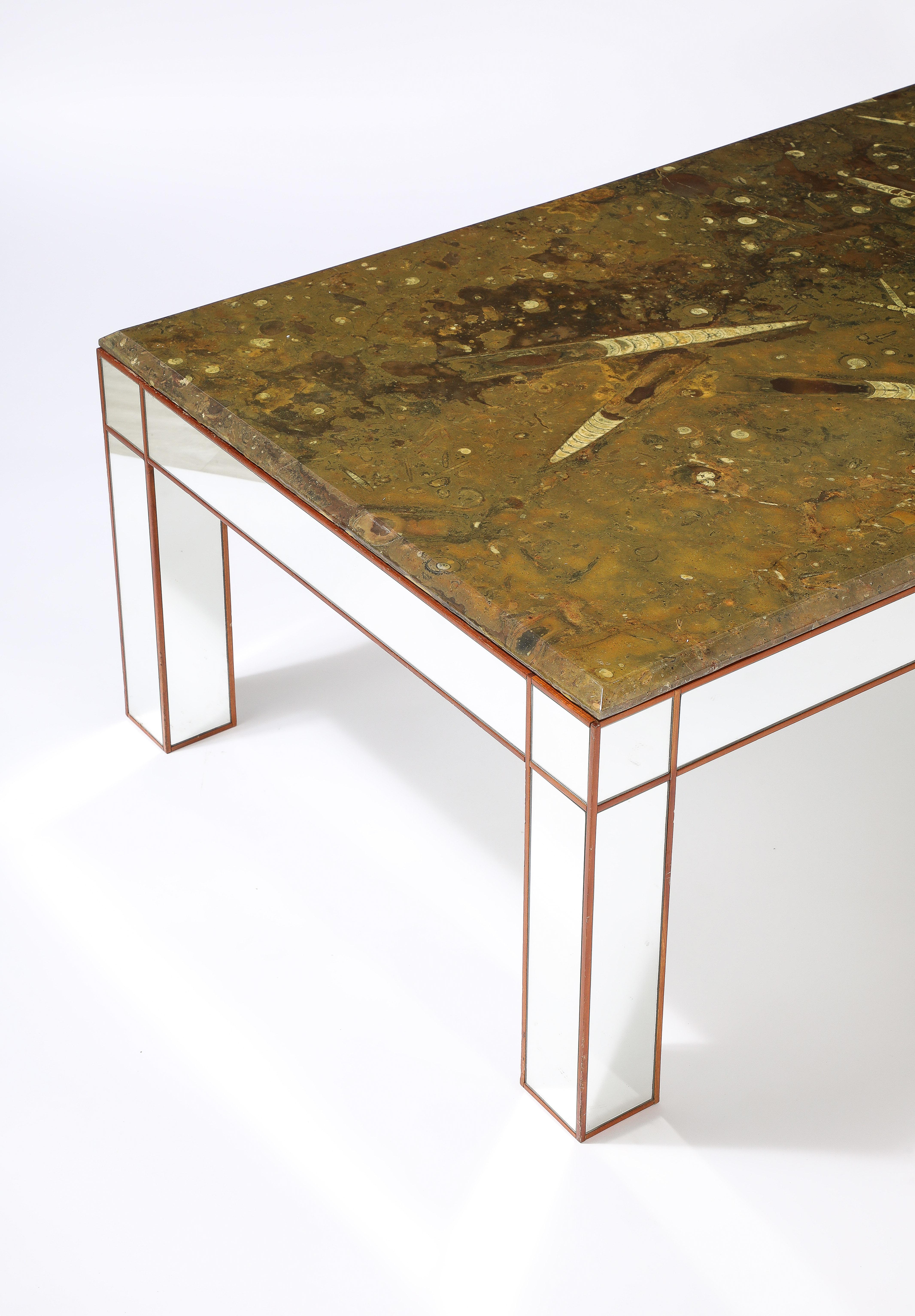 Italian Fossilized Marble and Mirrored Cocktail Table, circa 1950  In Good Condition For Sale In New York, NY