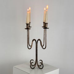 Italienischer vierarmiger Silberblechkandelaber mit authentischer Patina, 1930er Jahre