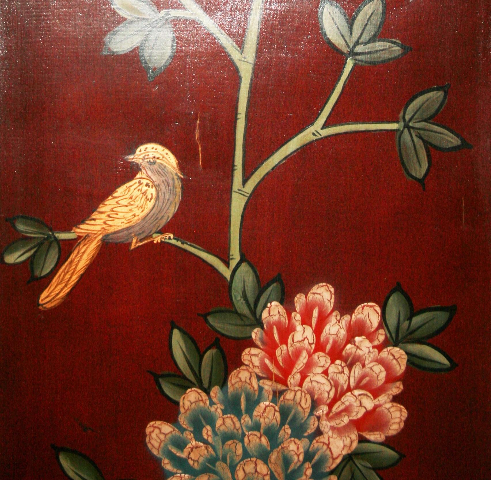 Séparation de pièce/crédence italienne à quatre panneaux en forme de fleurs et d'oiseaux Bon état - En vente à Douglas Manor, NY