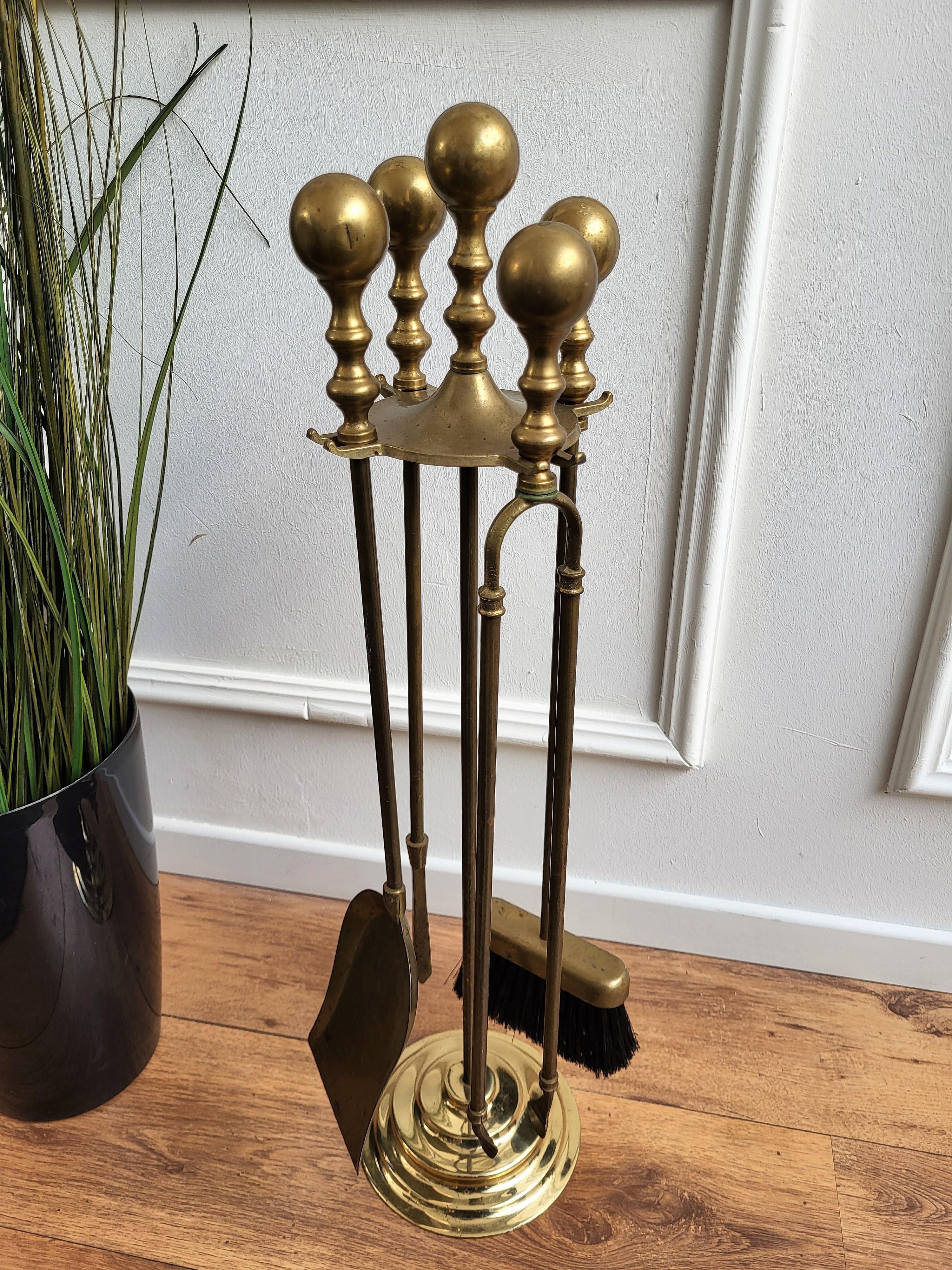 Italian Four-Piece Brass Vintage Fireplace Fire Tool Set with Stand For Sale 2