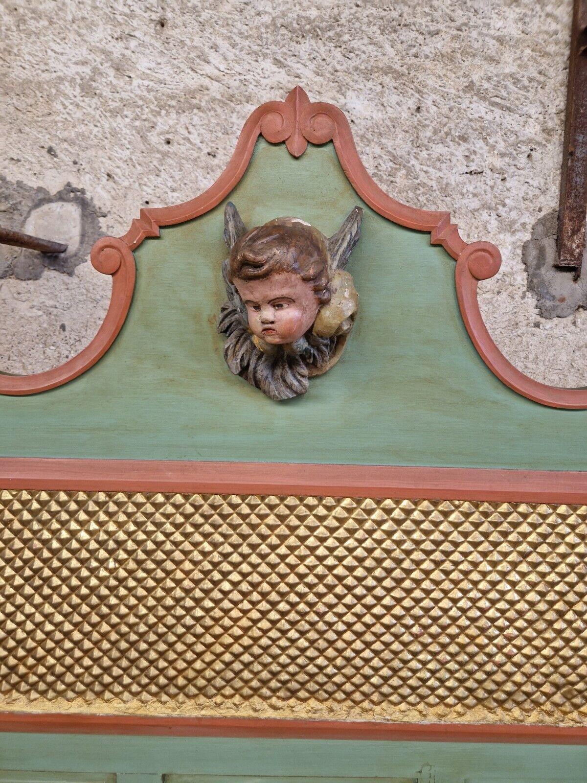 We are delighted to offer for sale this Fabulous Italian x4 Poster Bed

This Bed is so Artistic & Unique!

Solid Wood
Great Condition

Painted in Green Lacquer

The Headboard has a Cherub Carving for the Crest

4 Bed Posts

Polychromed

Would