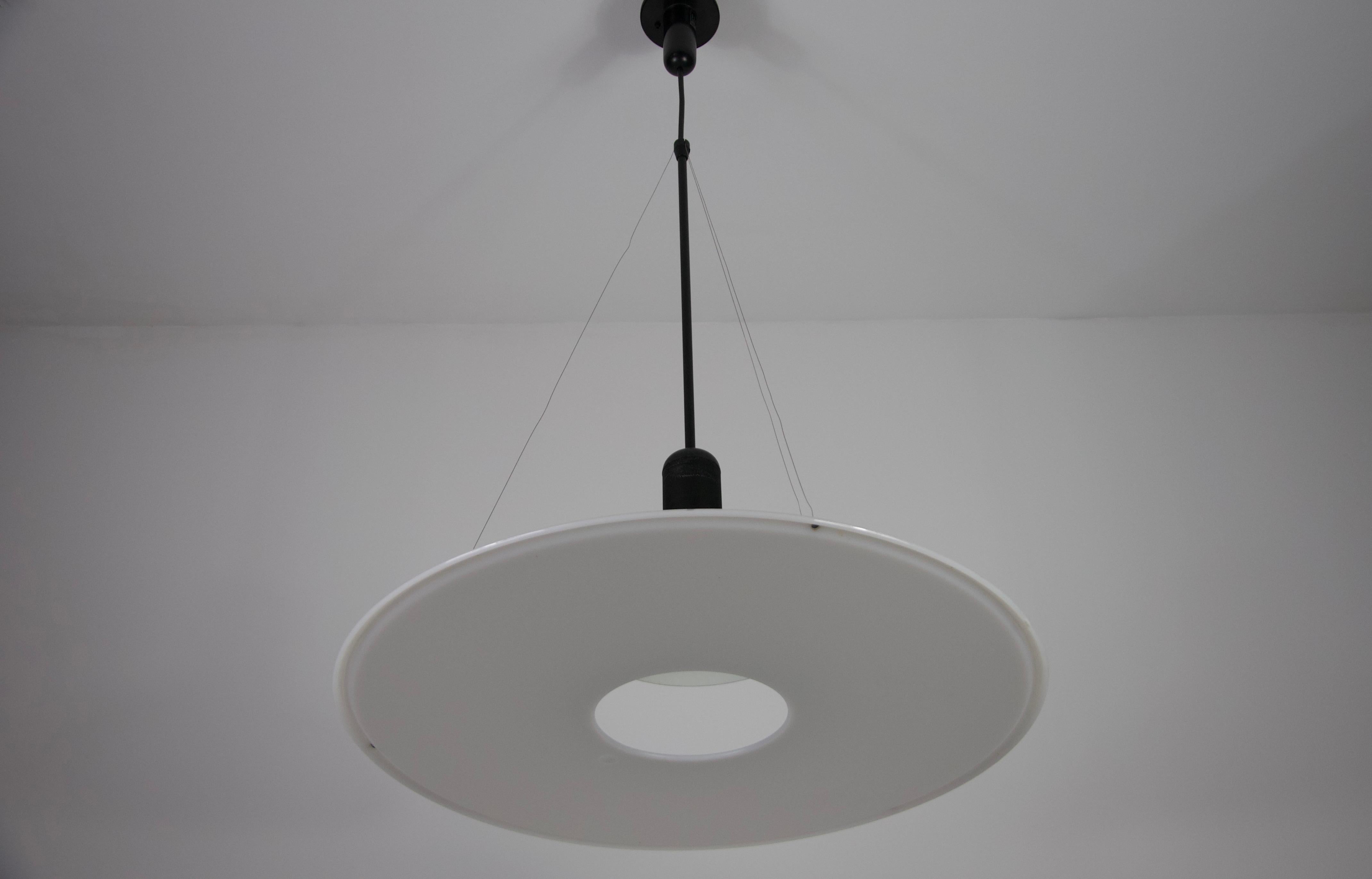 Italian Frisbi 850 Pendant Lamp by Achille Castiglioni for Flos, 1970s For Sale 3