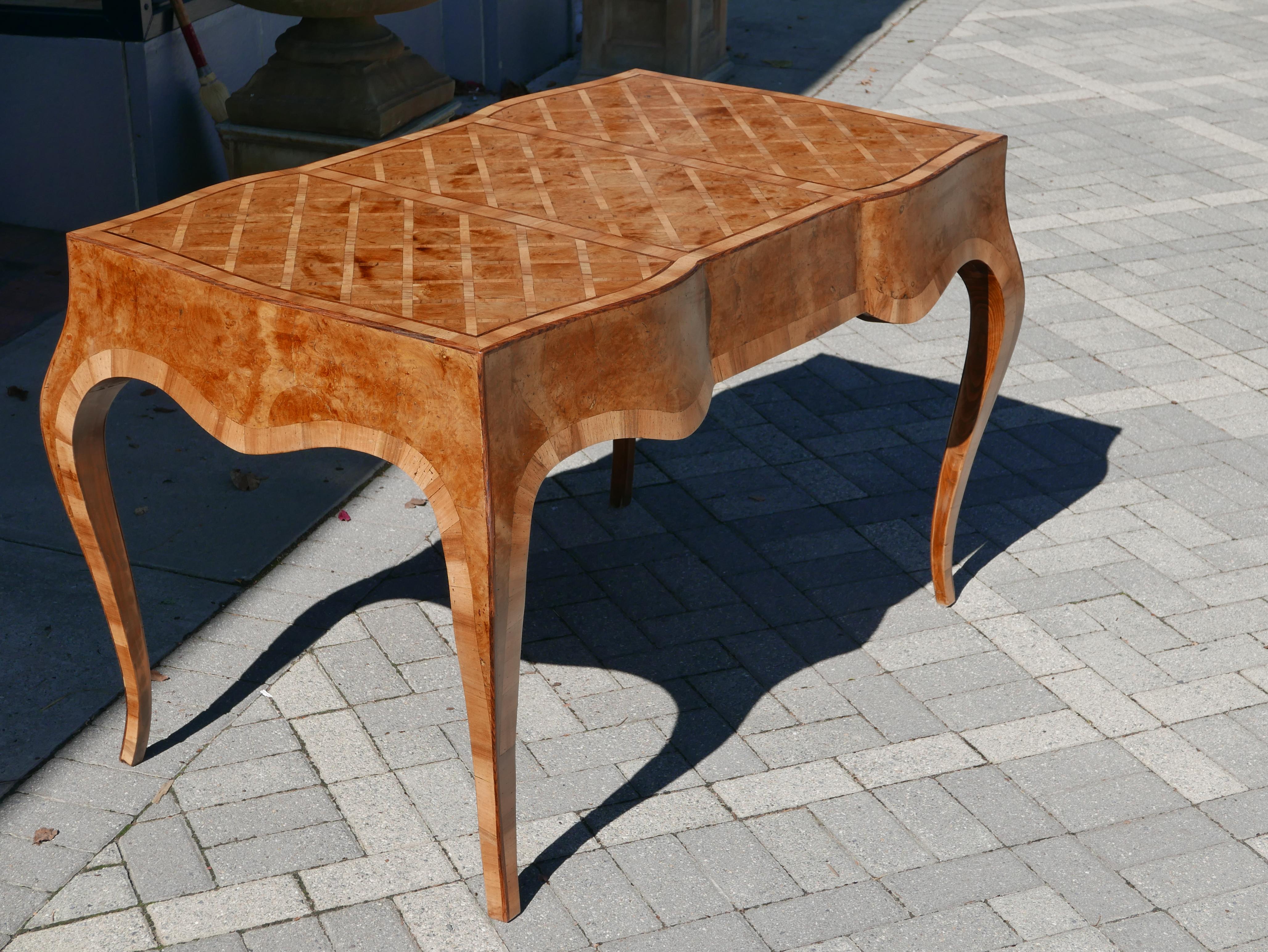 Italian Fruitwood and Burl Marquetry Parquet Desk, circa 1950 For Sale 1