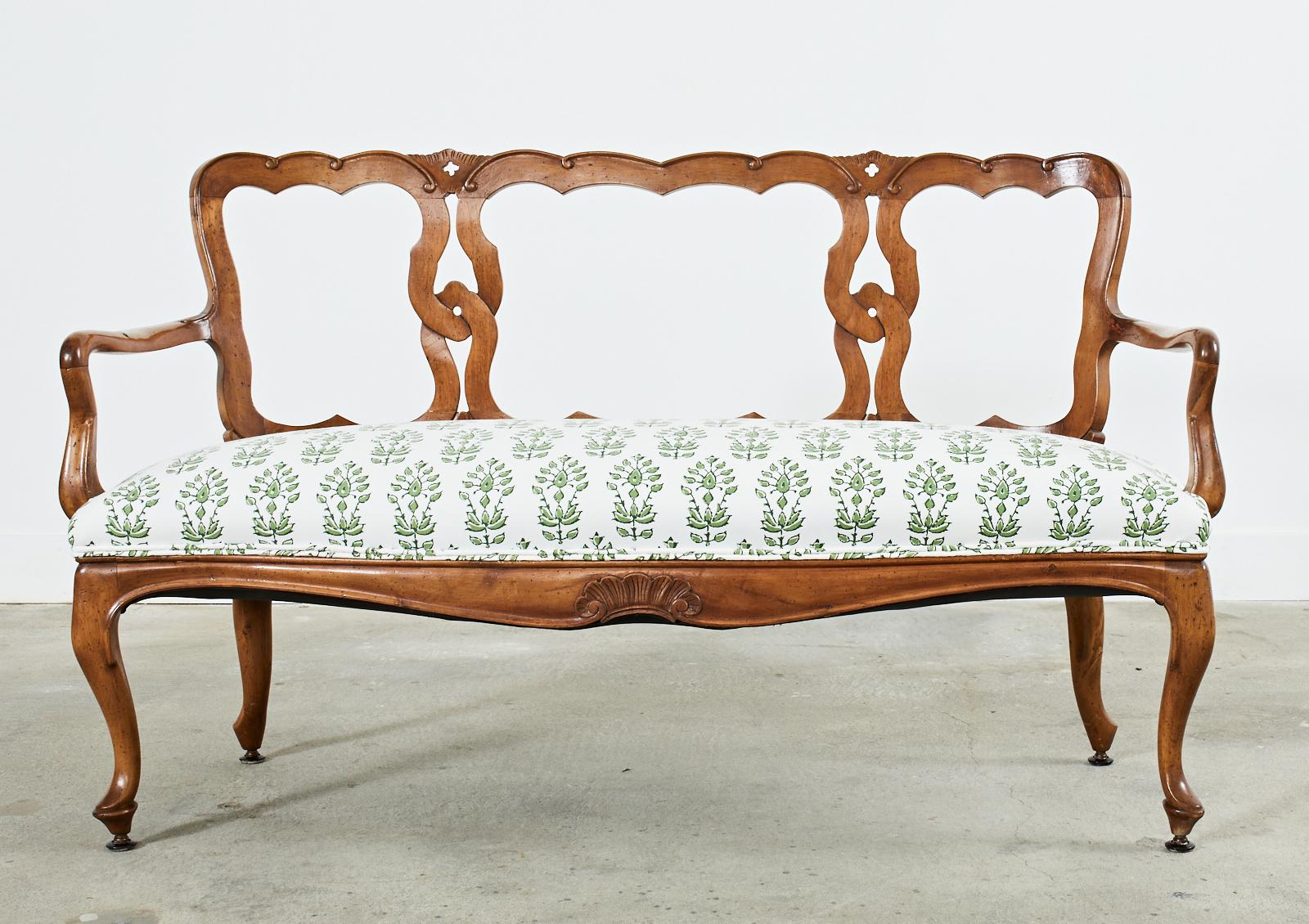 Hand-Crafted Italian Fruitwood Venetian Style Carved Canape Bench For Sale