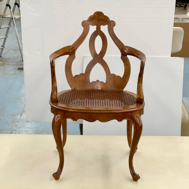 Italian Fruitwood Venetian Style Chair In Good Condition For Sale In Hingham, MA
