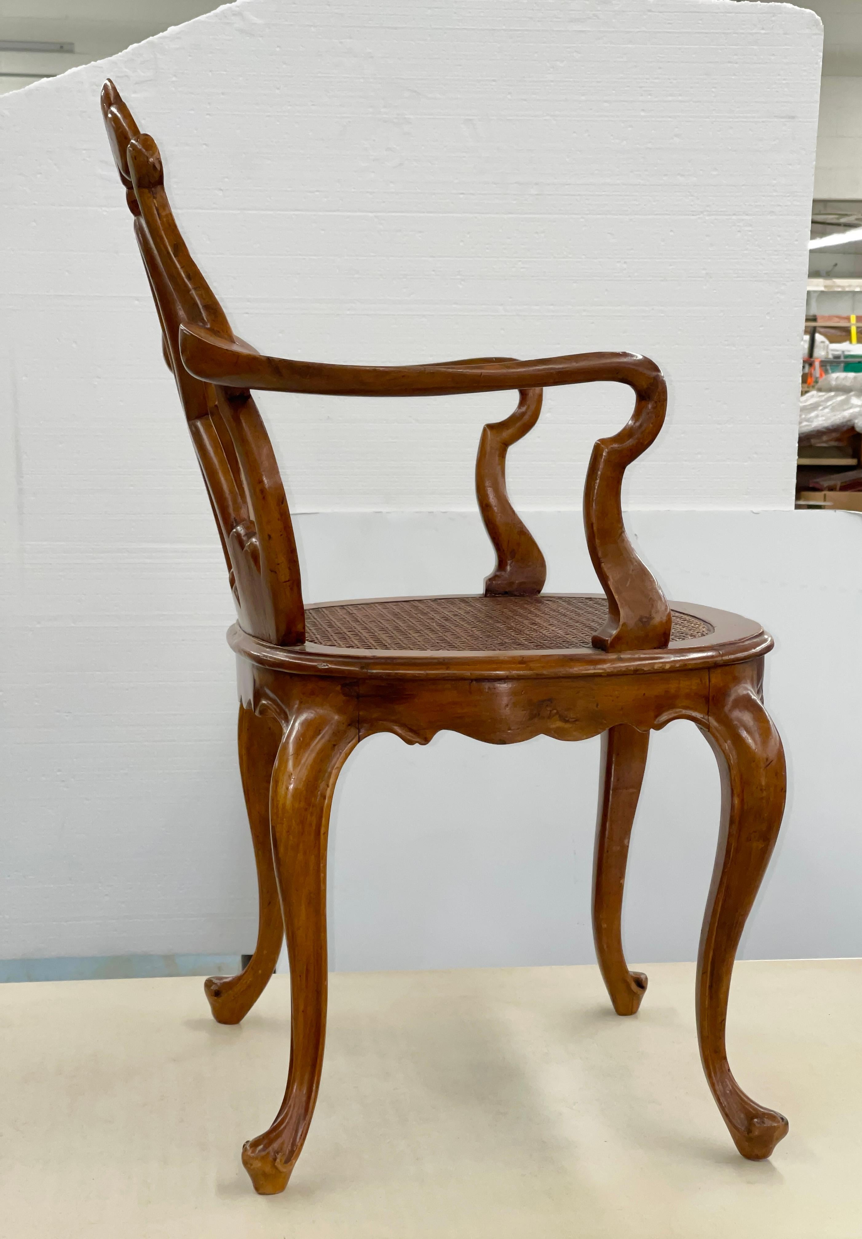 Italian Fruitwood Venetian Style Chair 3