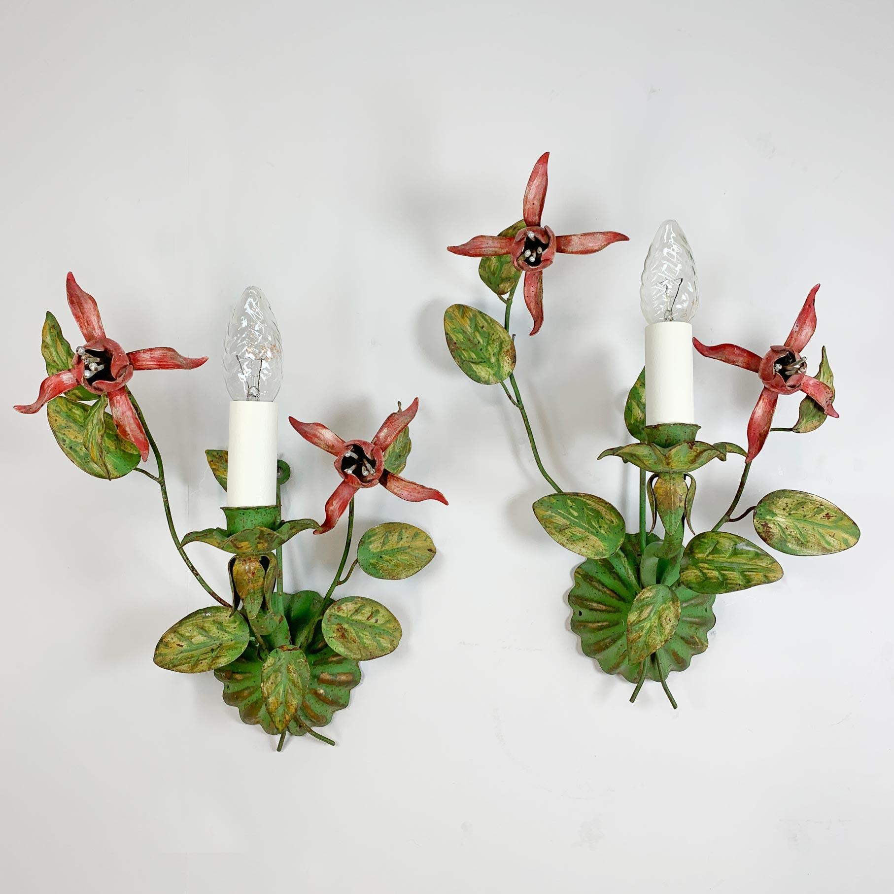 Italienische Fuchsia-Blumen-Wandleuchter im Angebot 2