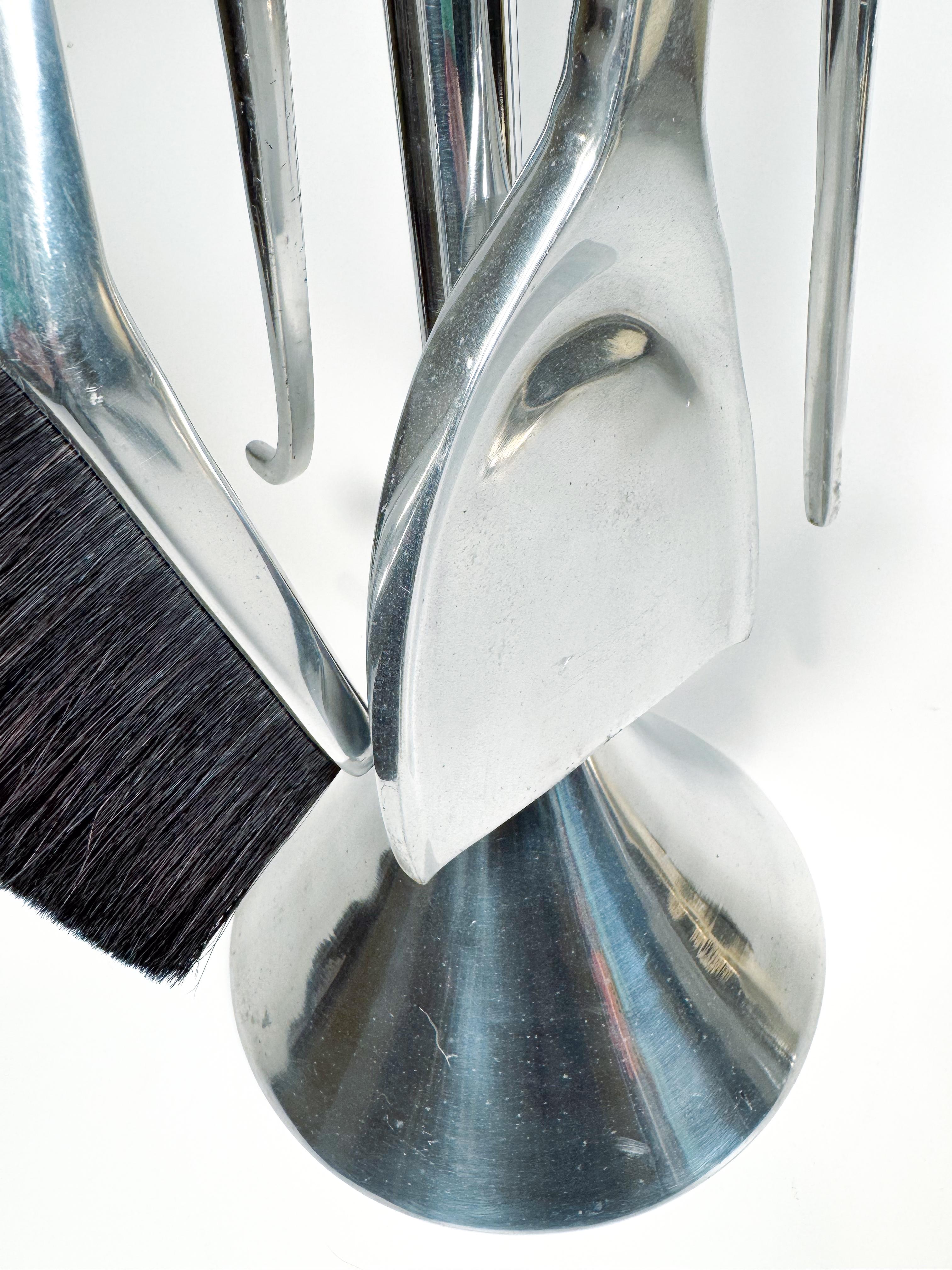 Fine XX secolo Set di 5 utensili da fuoco cromati 