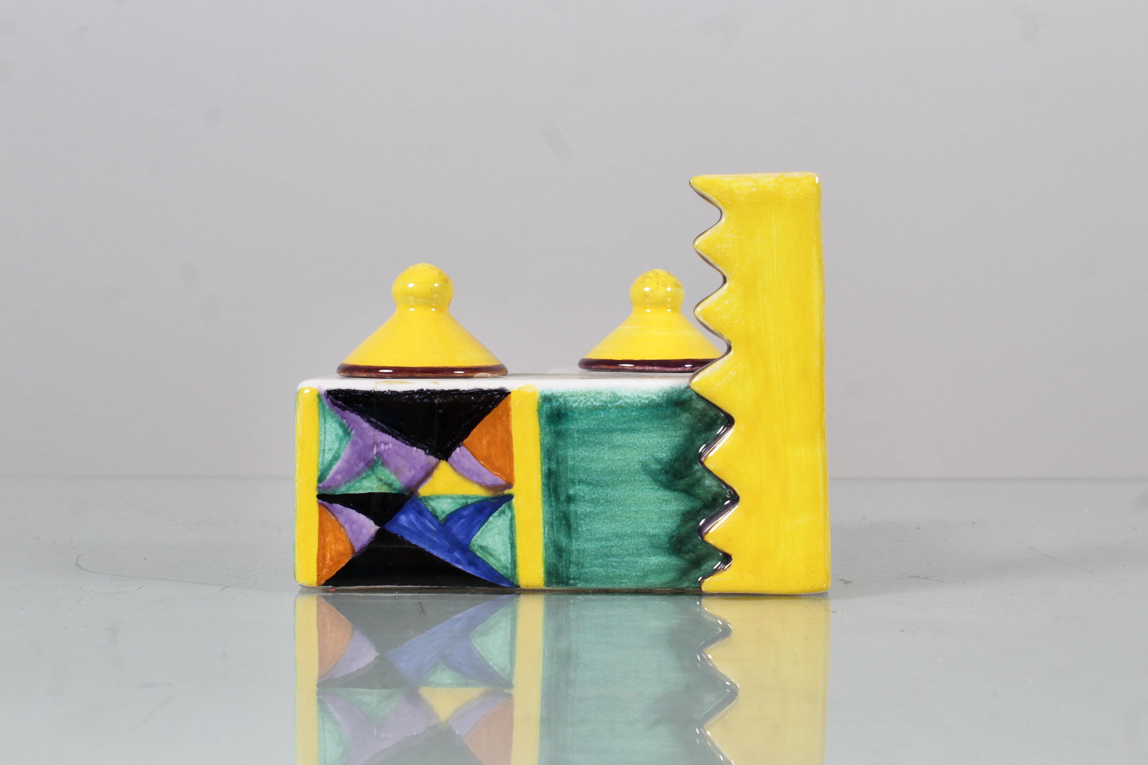 Ceramica Futurismo italiano P. Rizzo '29 per Bottega Gatti Calamaio in ceramica dipinto a mano '86 in vendita