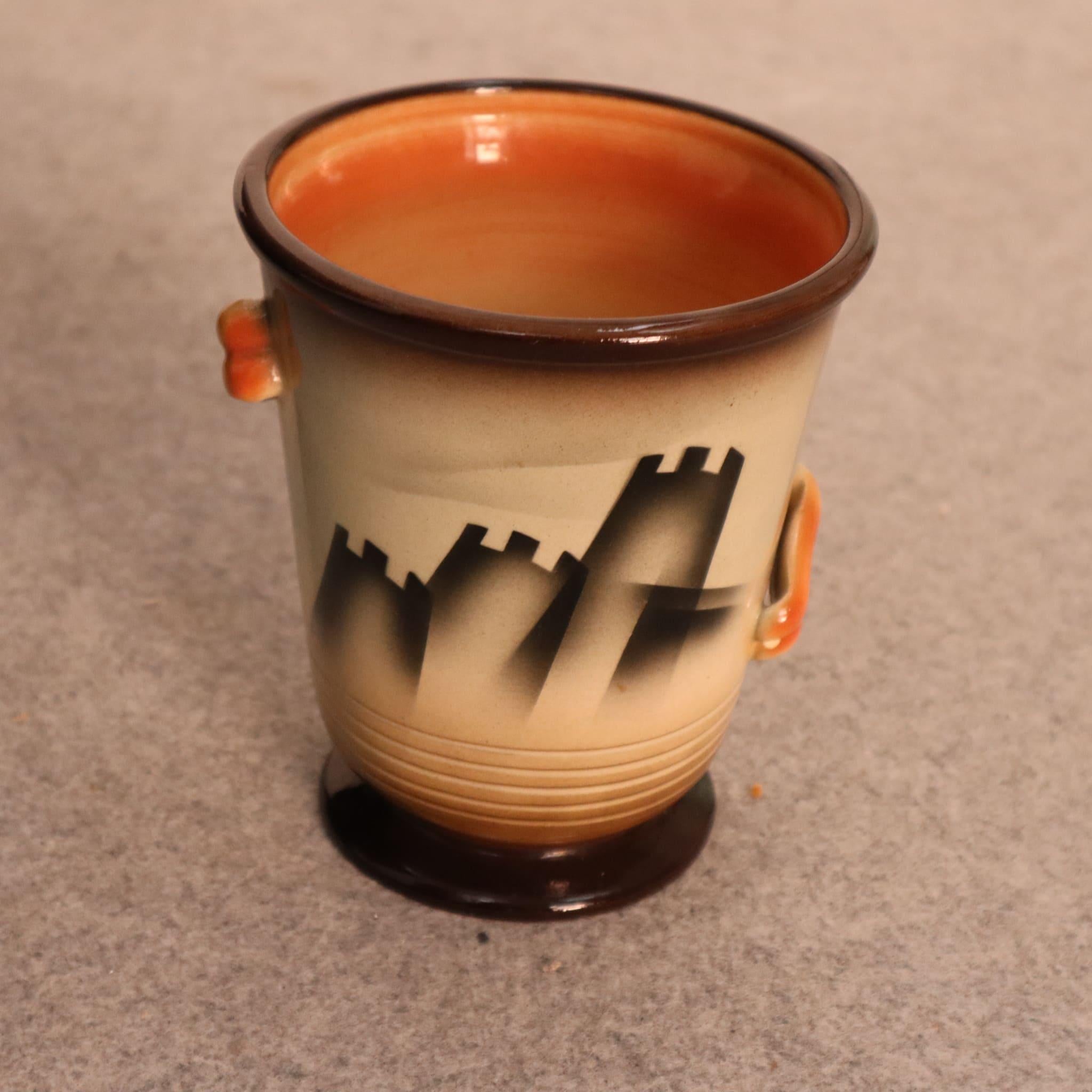 Italian Futurist Art Deco Ceramic Vase, HandPainted by FACI, 1930s im Angebot 3