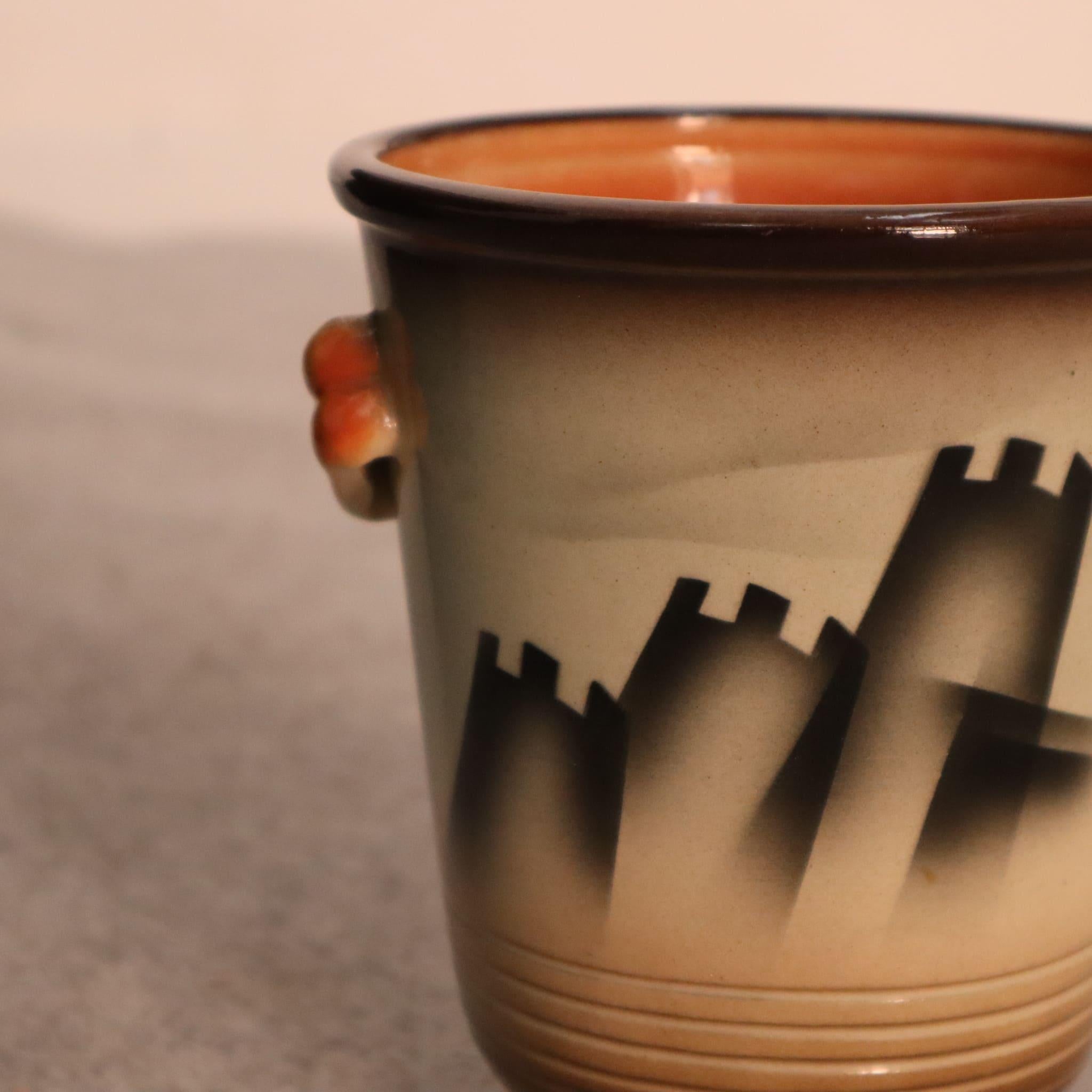 Italian Futurist Art Deco Ceramic Vase, HandPainted by FACI, 1930s im Angebot 2