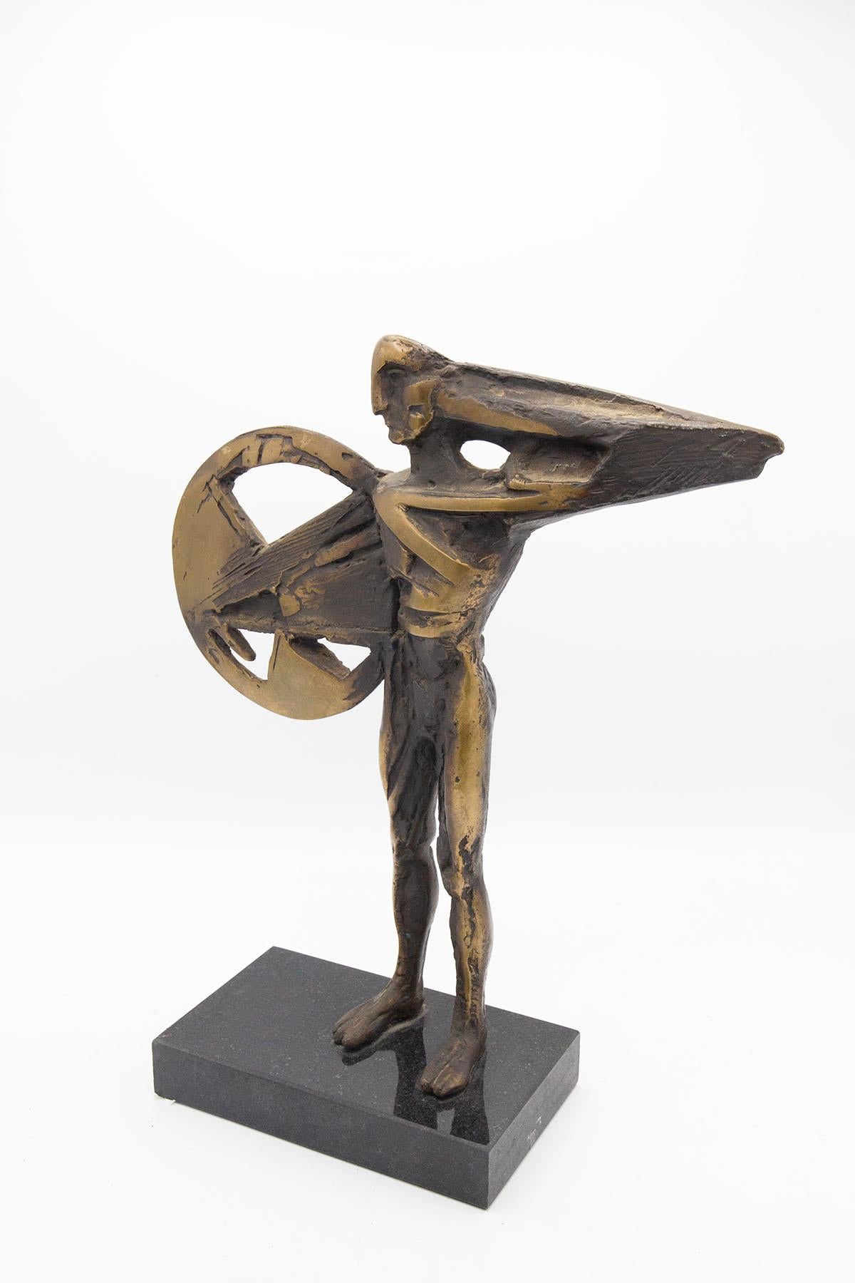 The sculpture we want to tell you about is a fascinating example of Italian Futurist art from the 1930s, made of bronze. The Futurist period, which emerged in Italy in the early 20th century, was characterized by a fervent emphasis on dynamism,